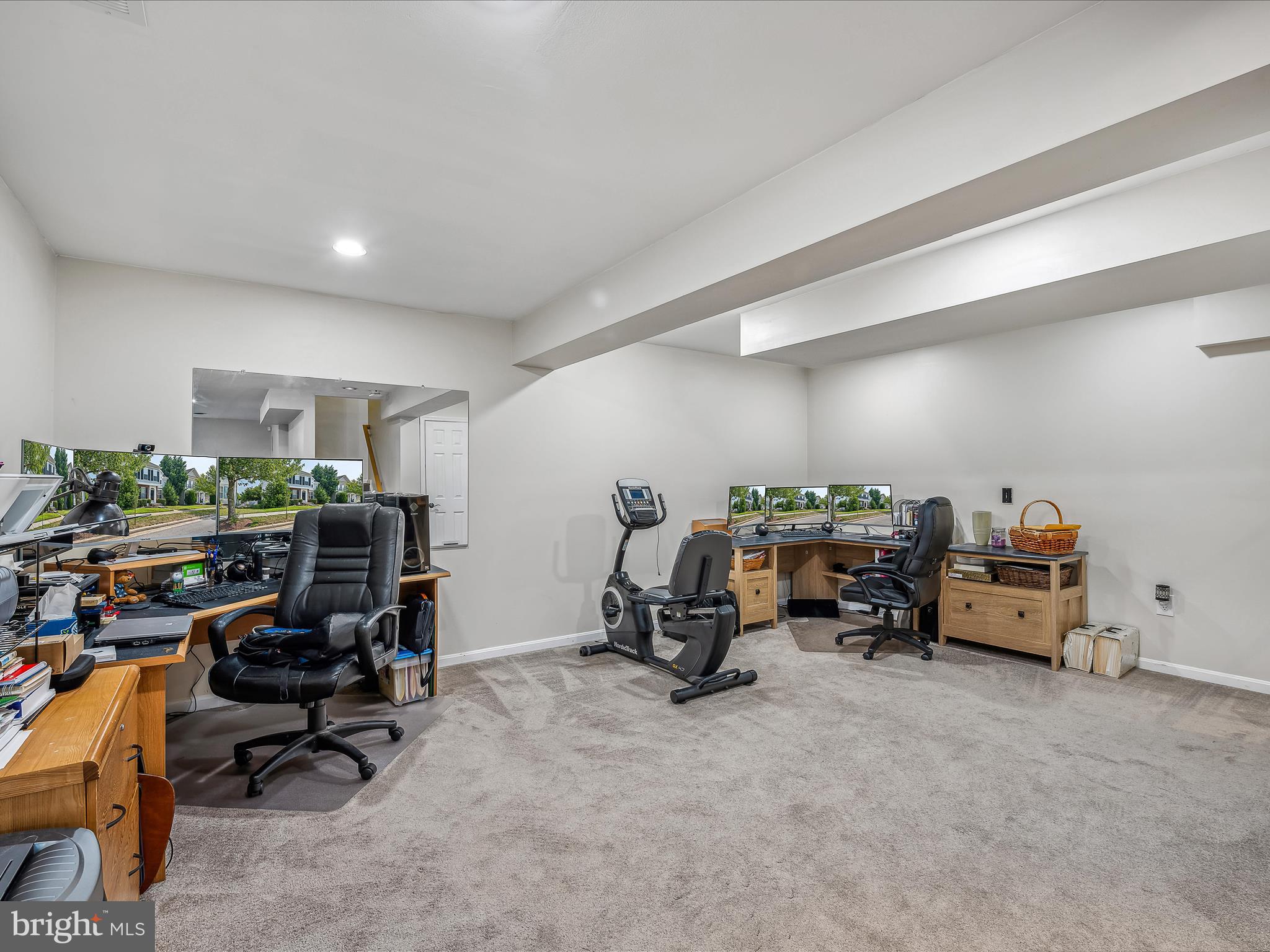 HUNTFIELD - Residential