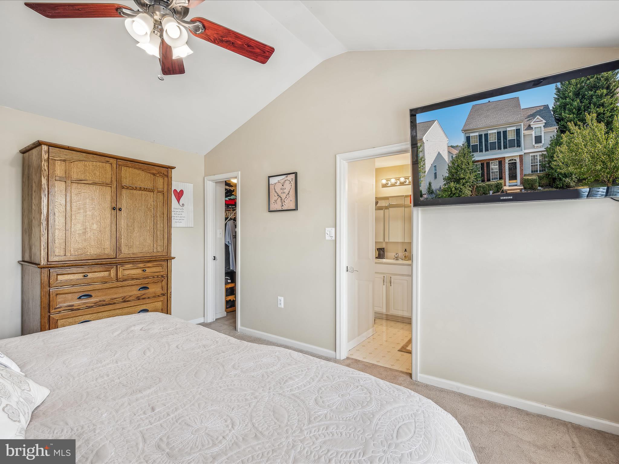 HUNTFIELD - Residential