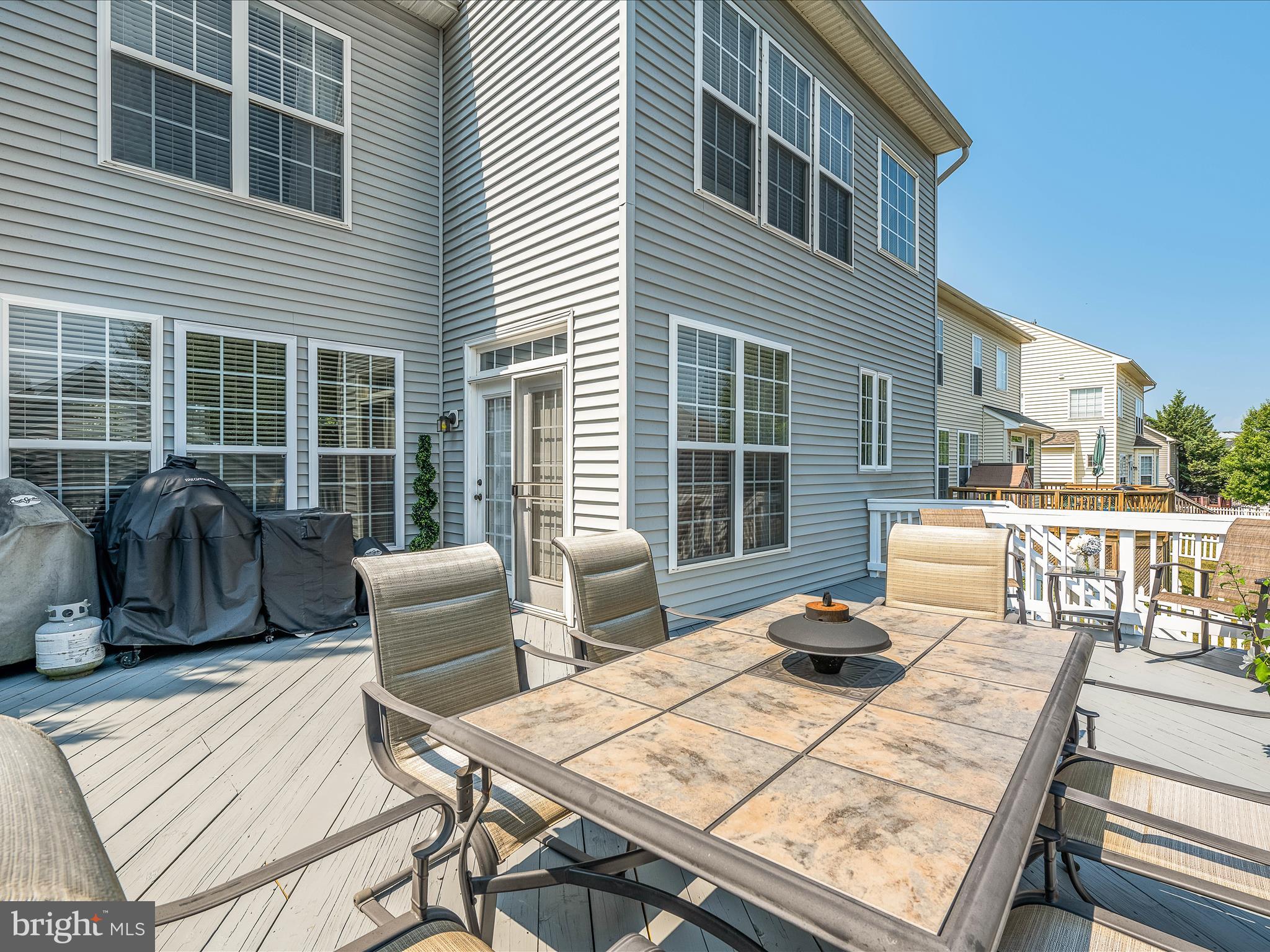 HUNTFIELD - Residential