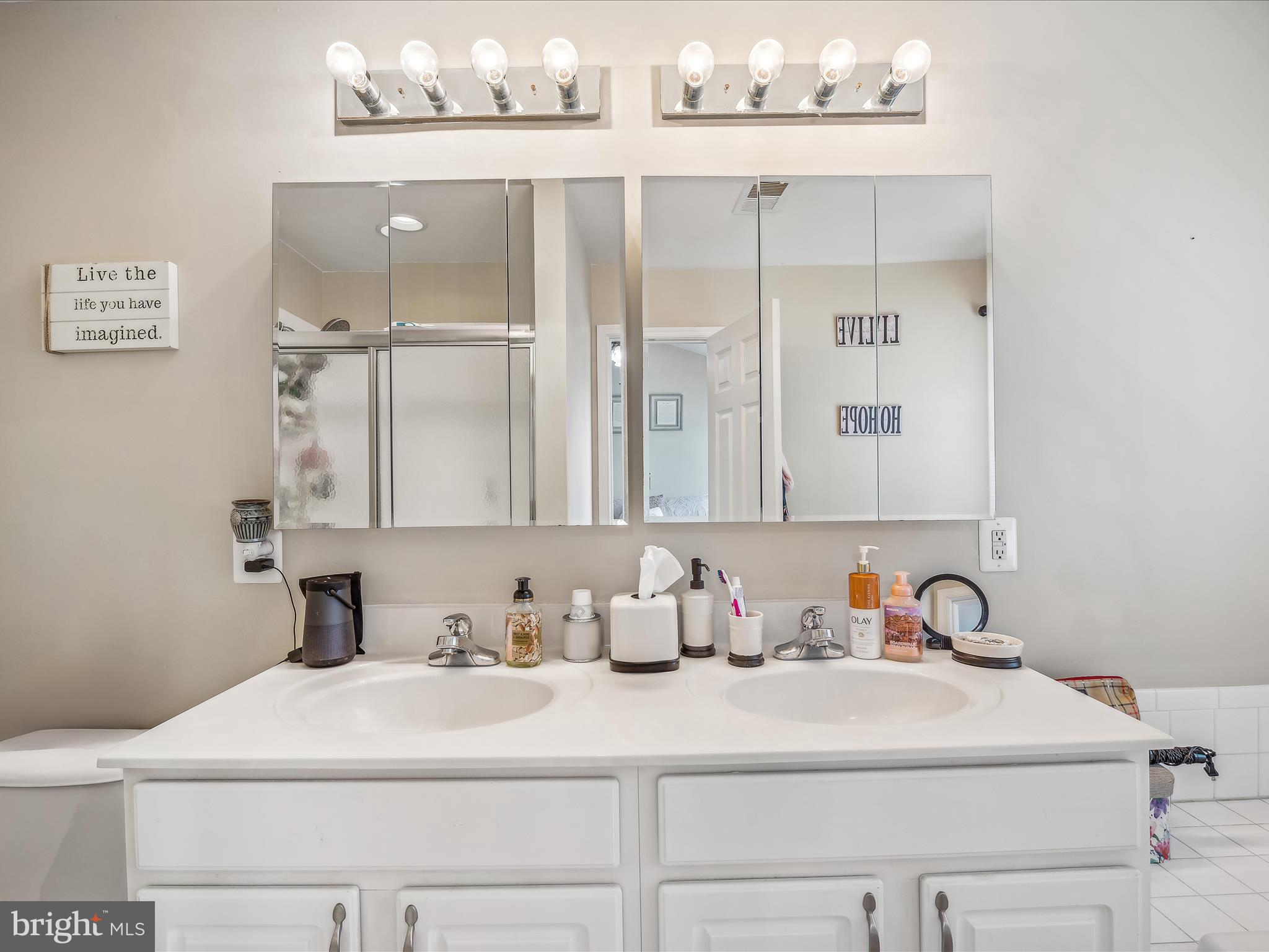 HUNTFIELD - Residential