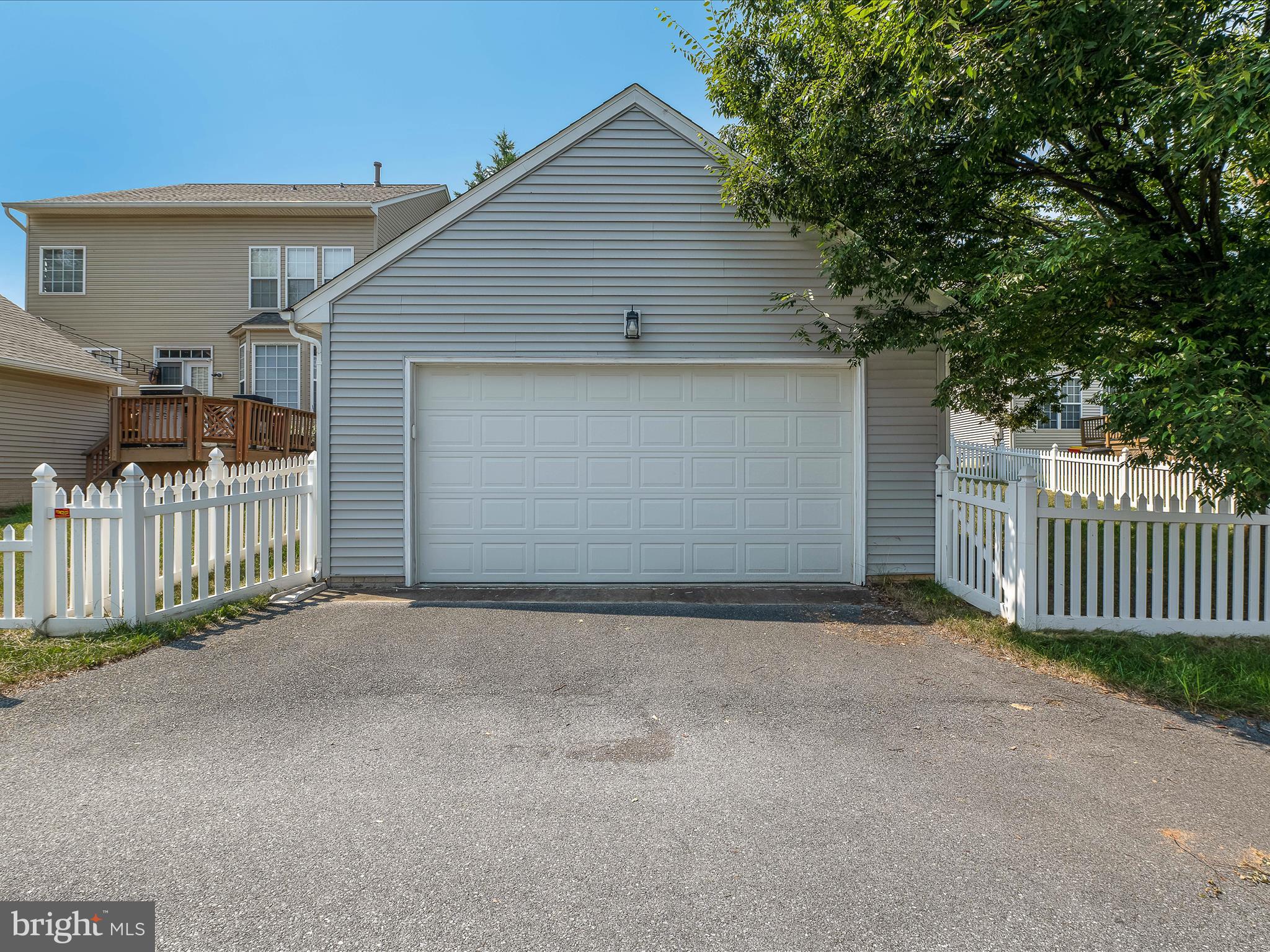 HUNTFIELD - Residential