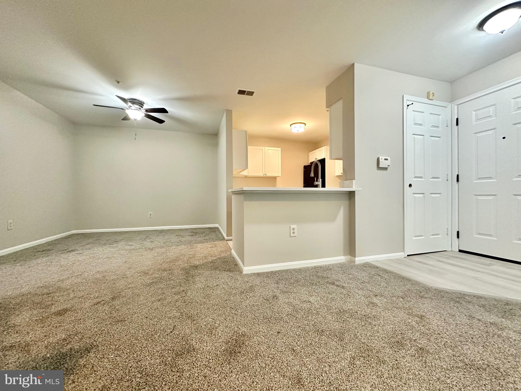 STRATFORD PLACE AT KINGS - Residential Lease