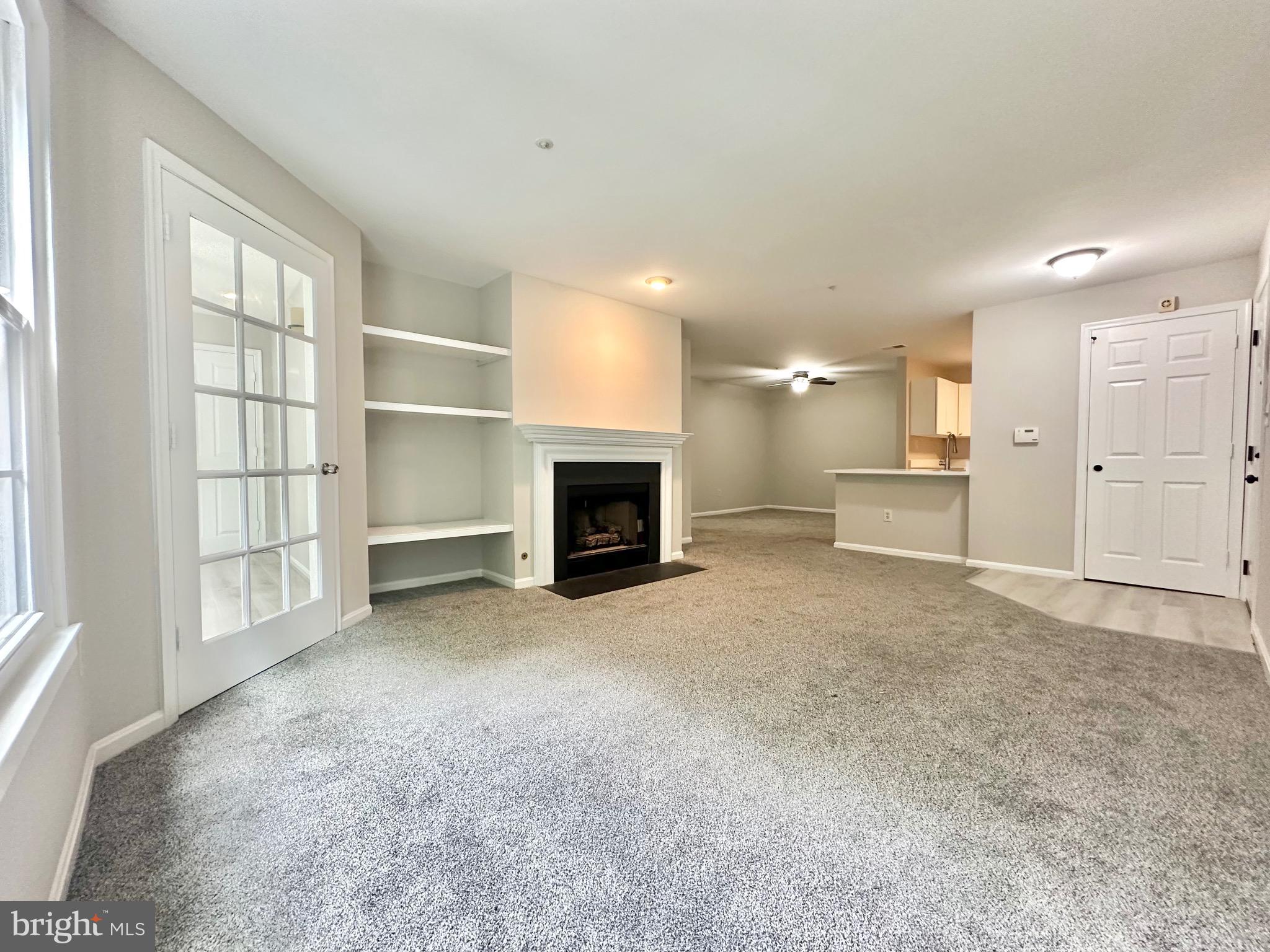 STRATFORD PLACE AT KINGS - Residential Lease