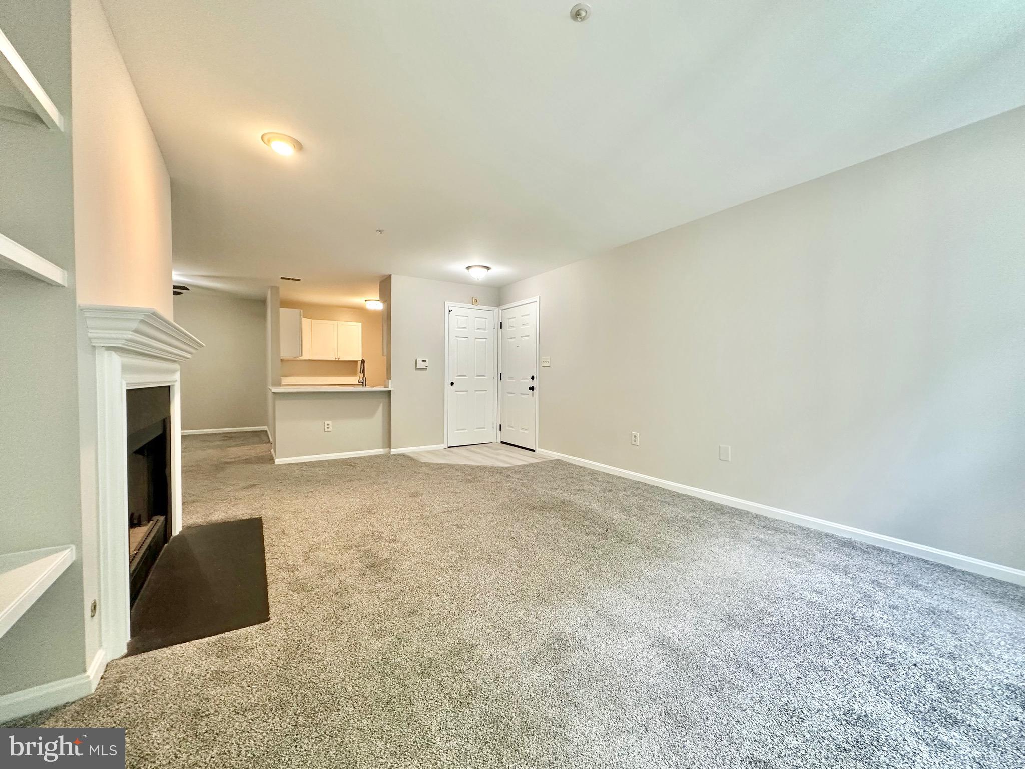 STRATFORD PLACE AT KINGS - Residential Lease