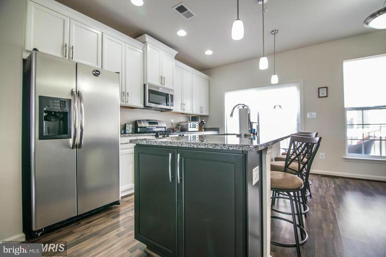 GALLERY PARK - Residential Lease