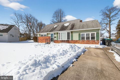 8 SWANSON DRIVE WILMINGTON DE 19808