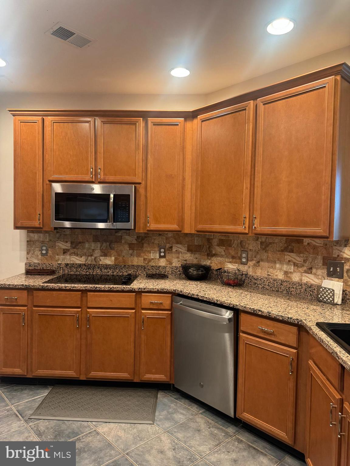 138 IVY HILLS TERRACE