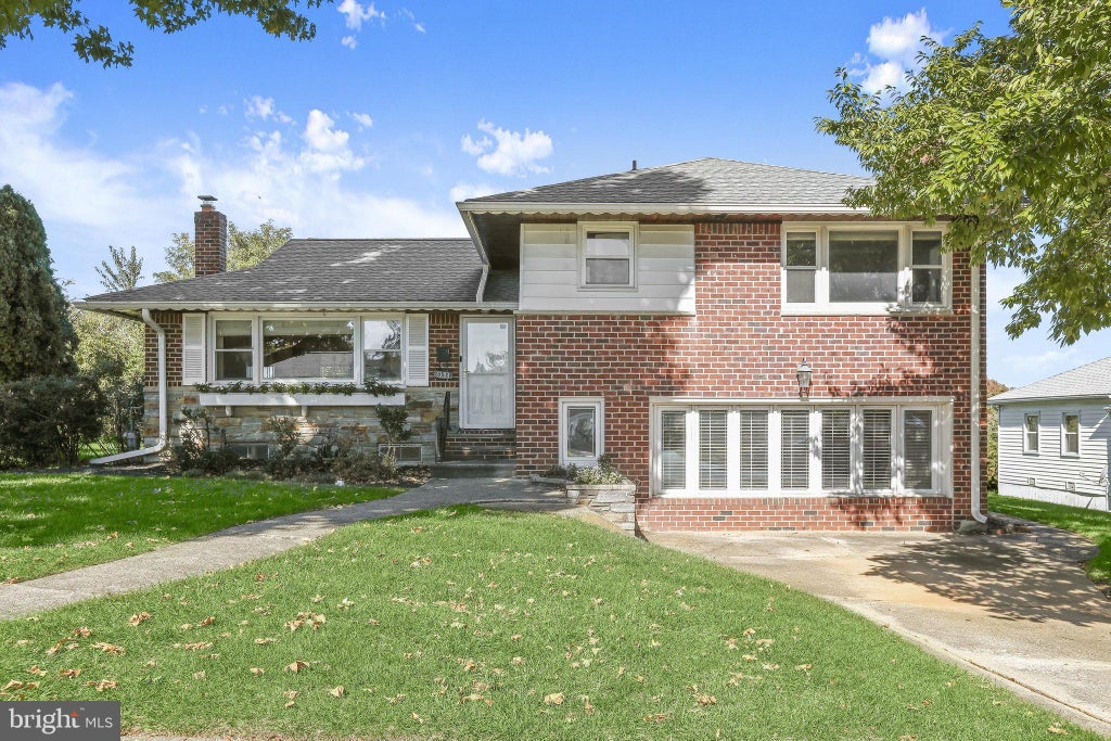 Photo of 2304 Hanway Road, BALTIMORE, MD 21209 (MLS # MDBC2177398)