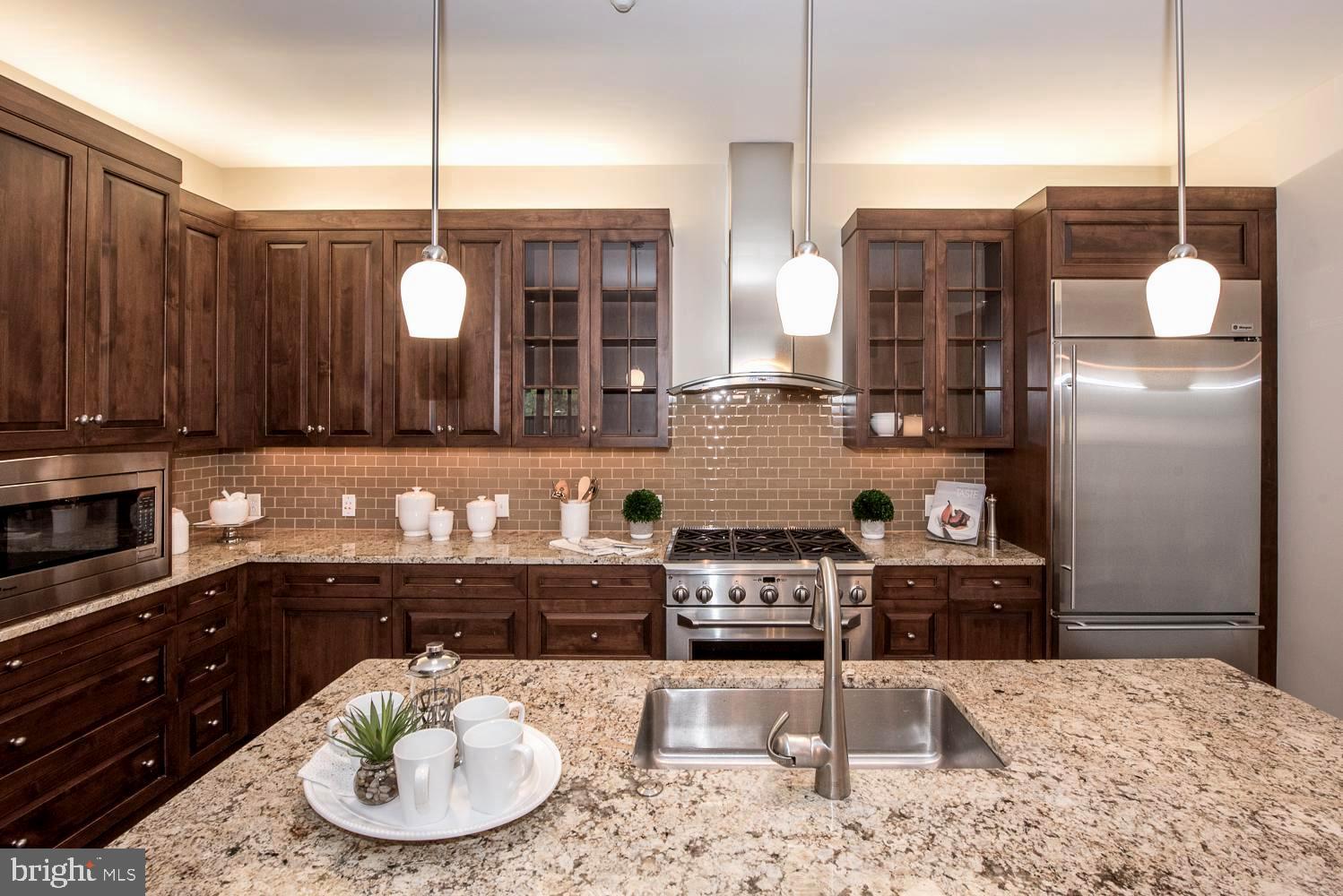 PEMBROKE NORTH - Residential