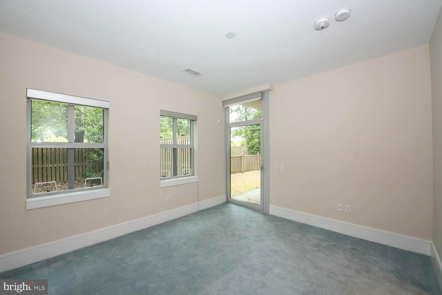 PEMBROKE NORTH - Residential