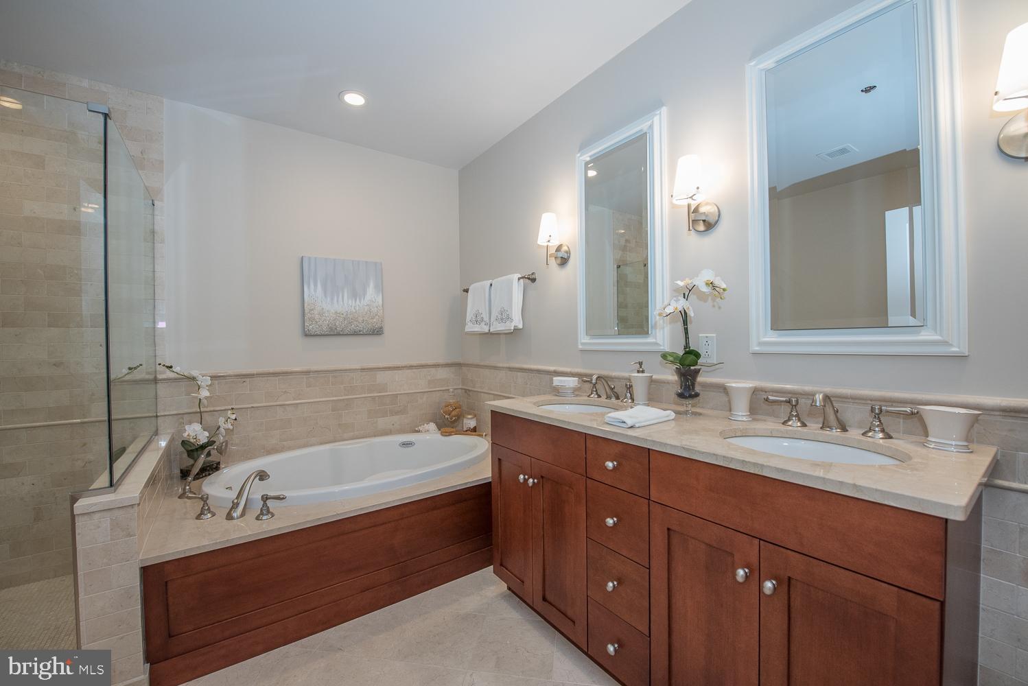 PEMBROKE NORTH - Residential