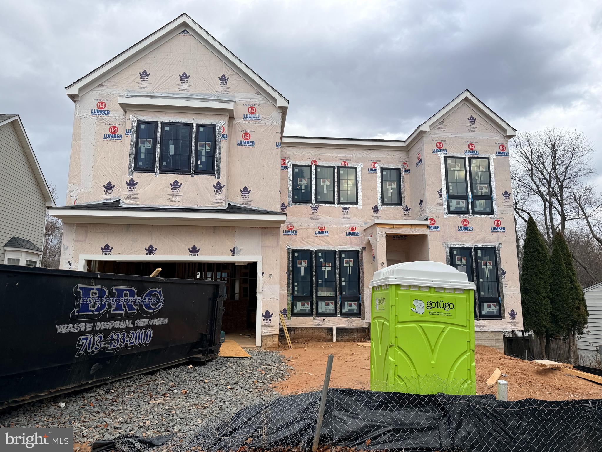 1110 HILLCREST DRIVE SW