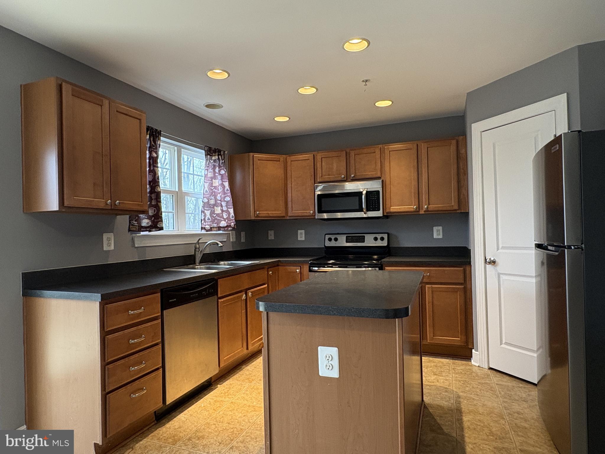 CHESAPEAKE BAY GOLF CLUB - Residential