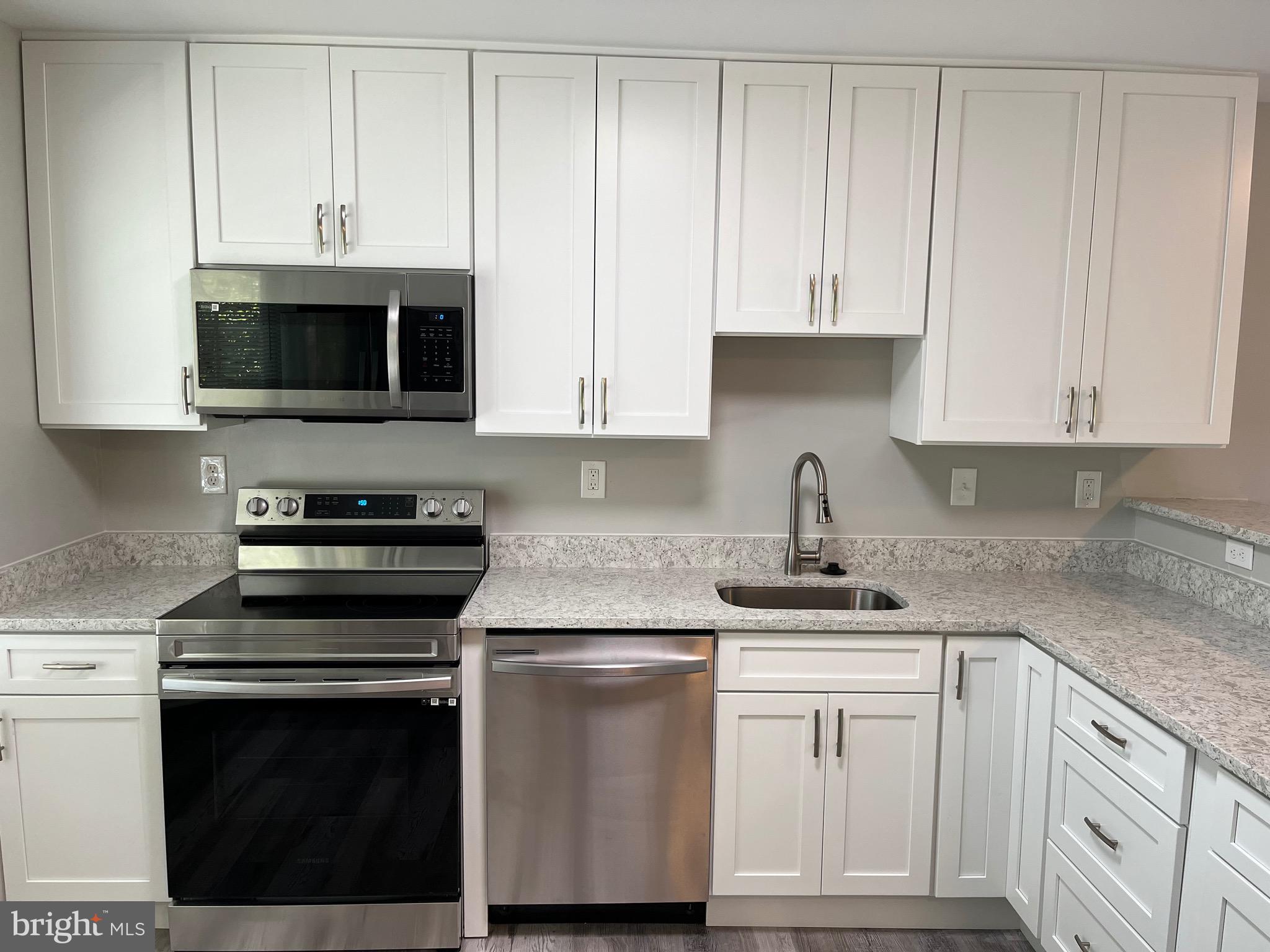 10934 MISSION RIDGE DRIVE