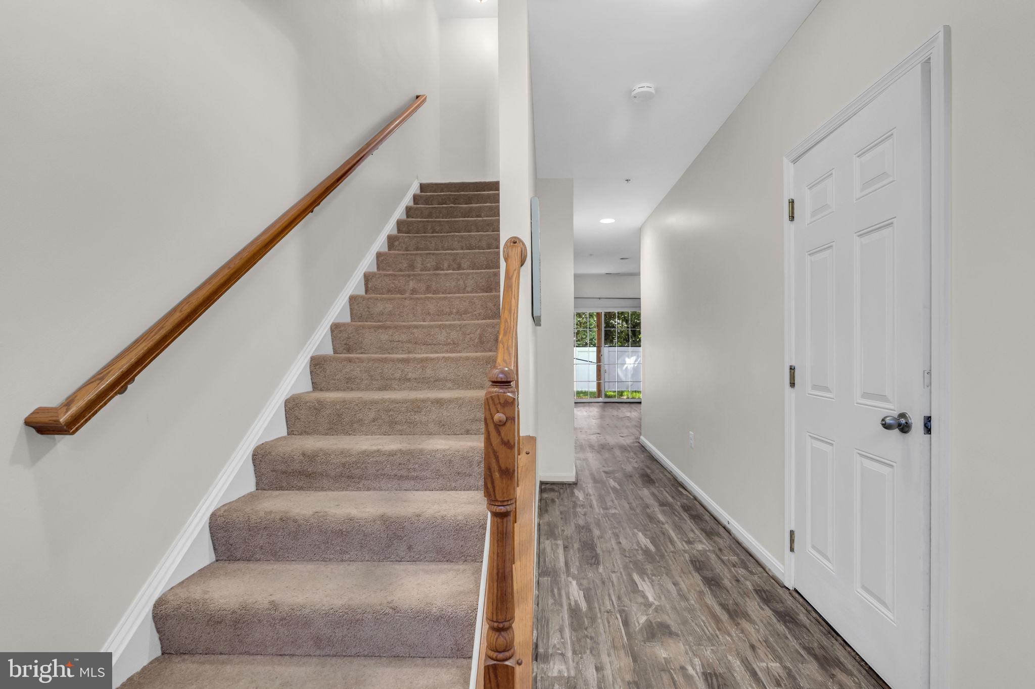 BALLENGER CREEK CENTER POND - Residential