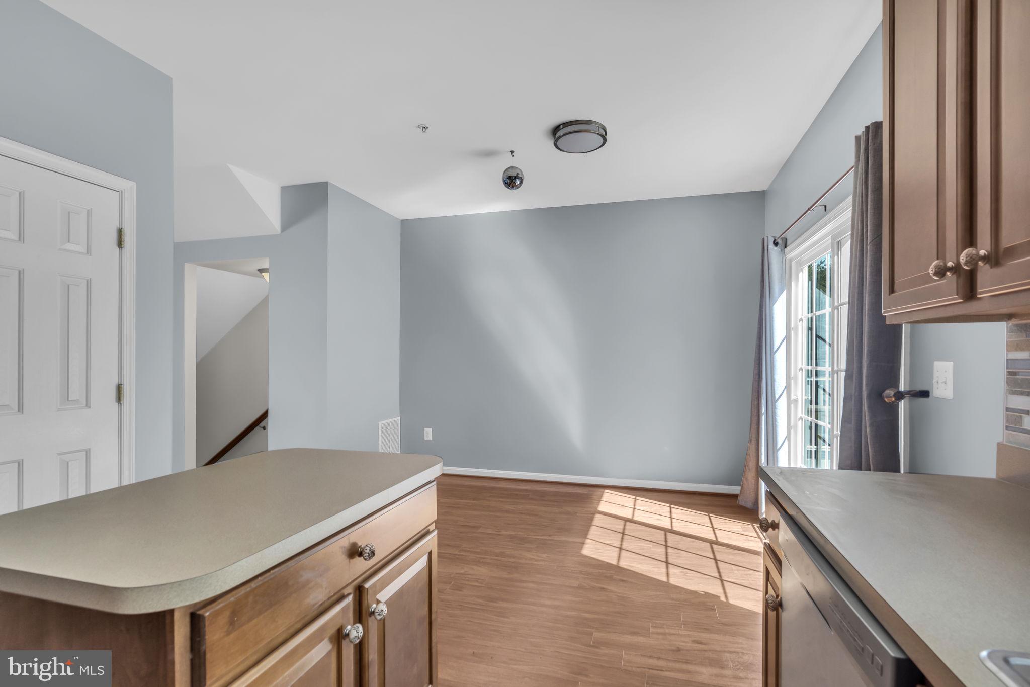 BALLENGER CREEK CENTER POND - Residential