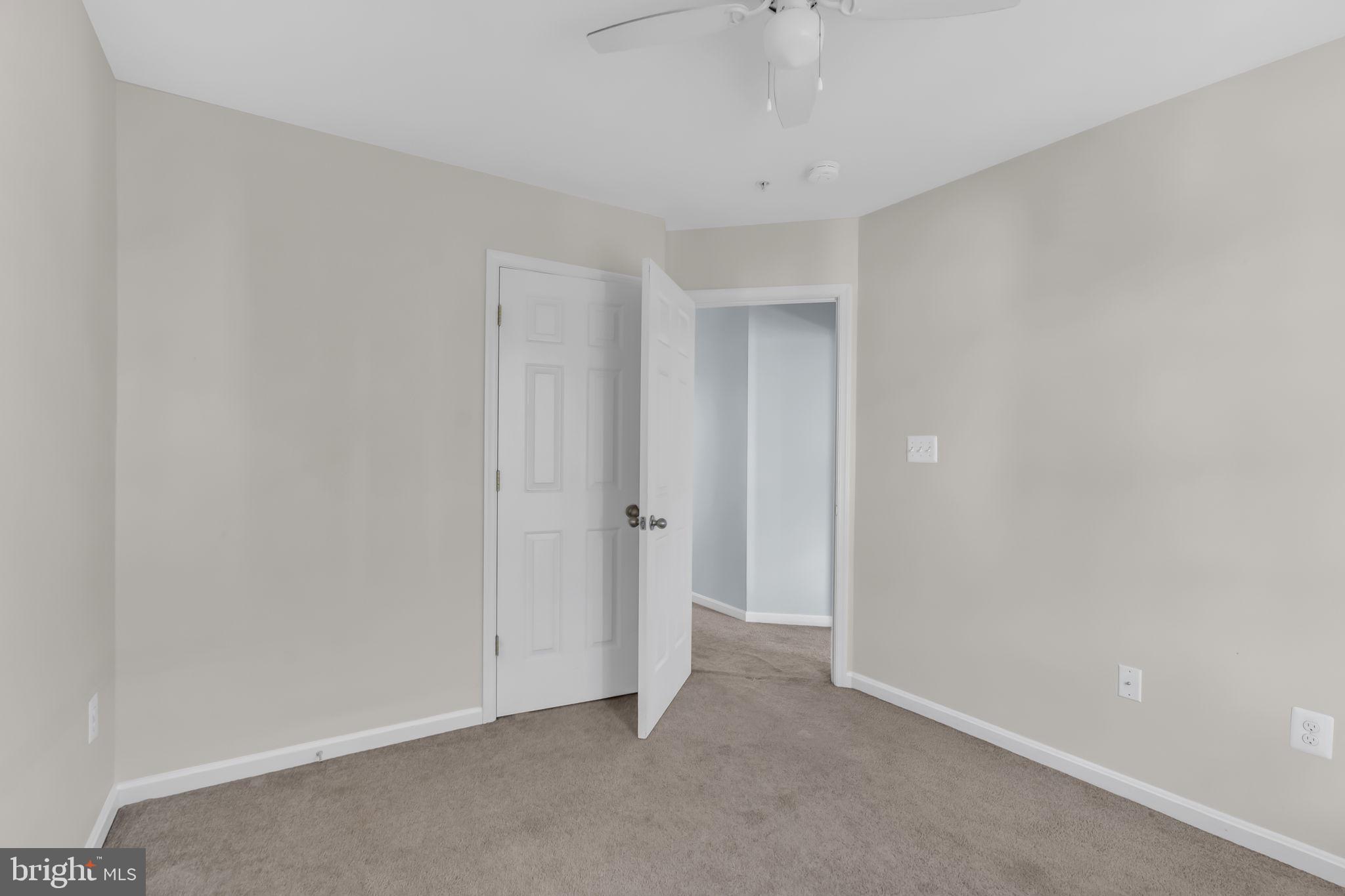 BALLENGER CREEK CENTER POND - Residential