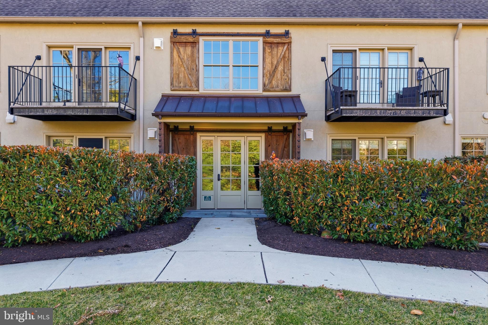 TOWNS EDGE - Residential