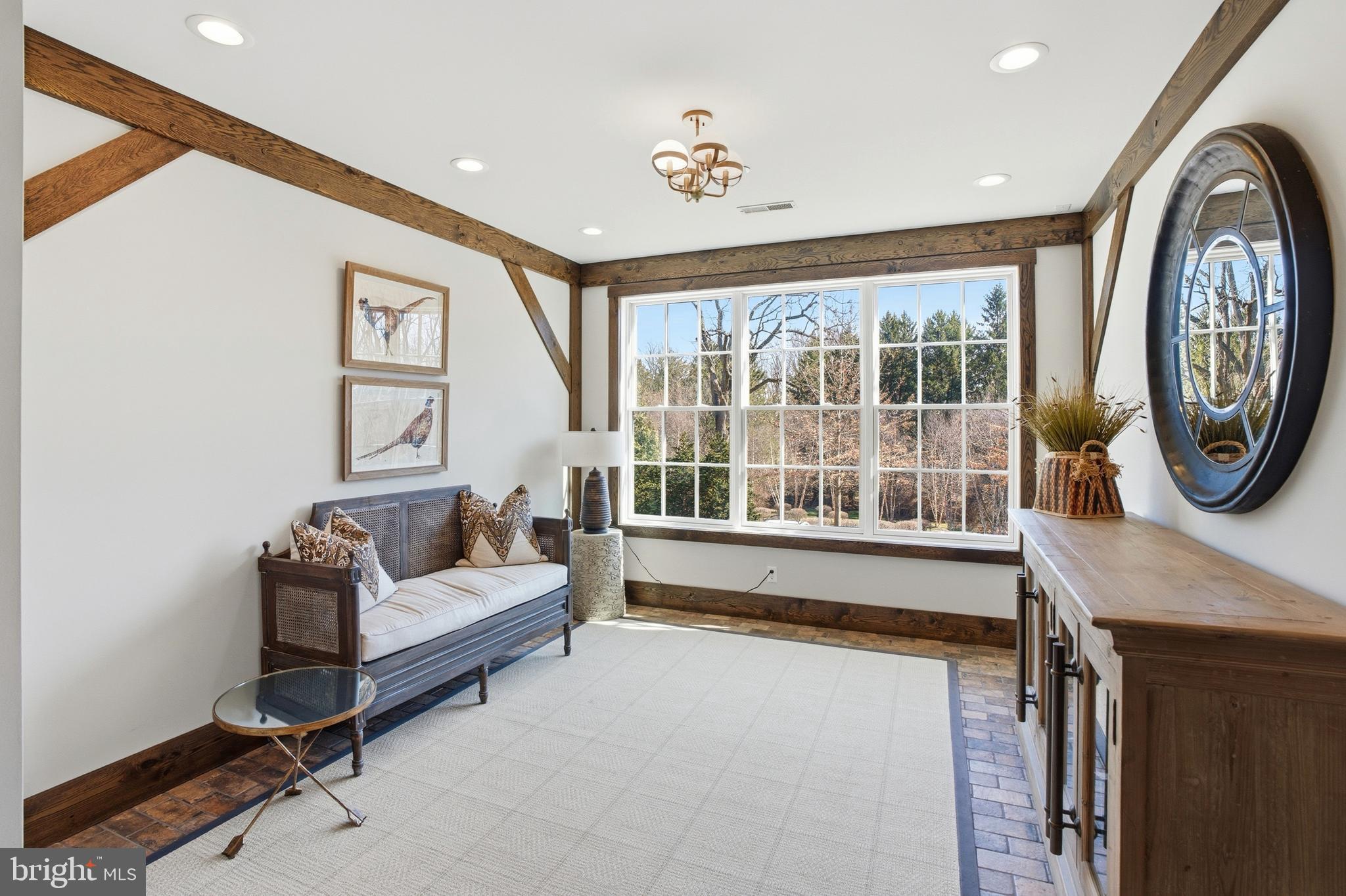 TOWNS EDGE - Residential