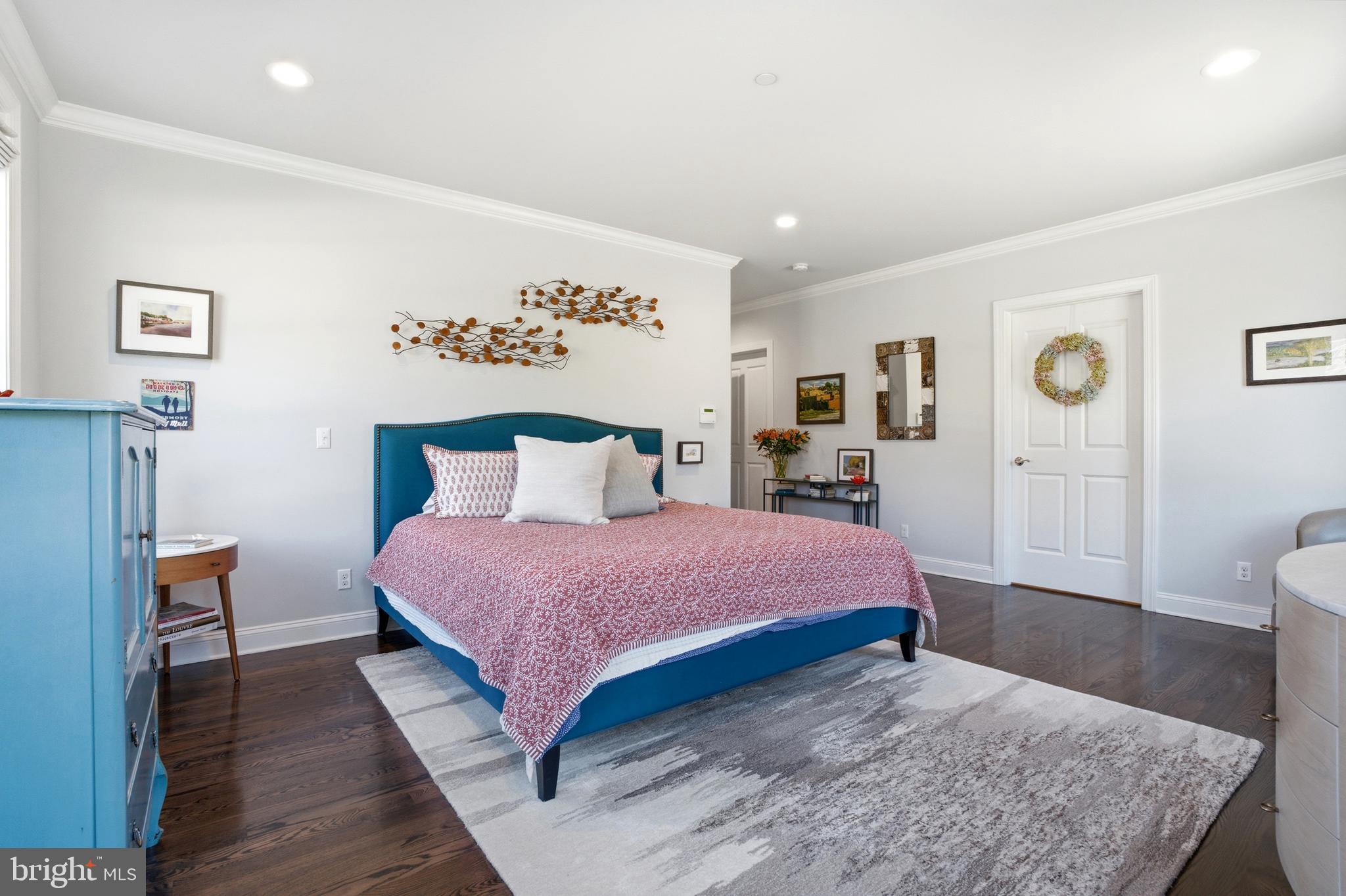 TOWNS EDGE - Residential