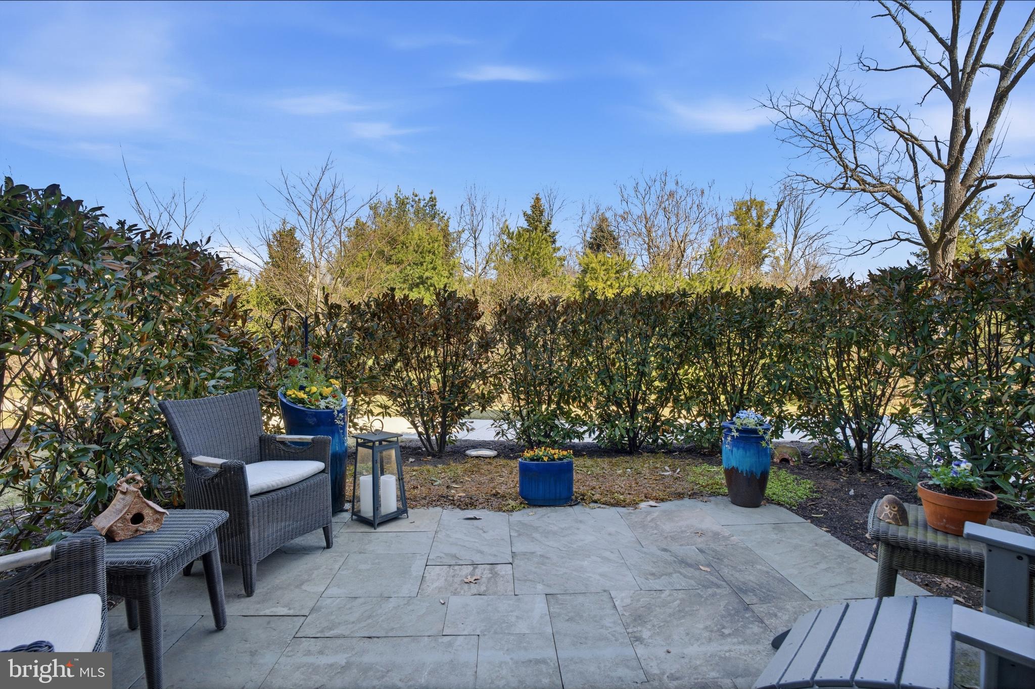 TOWNS EDGE - Residential