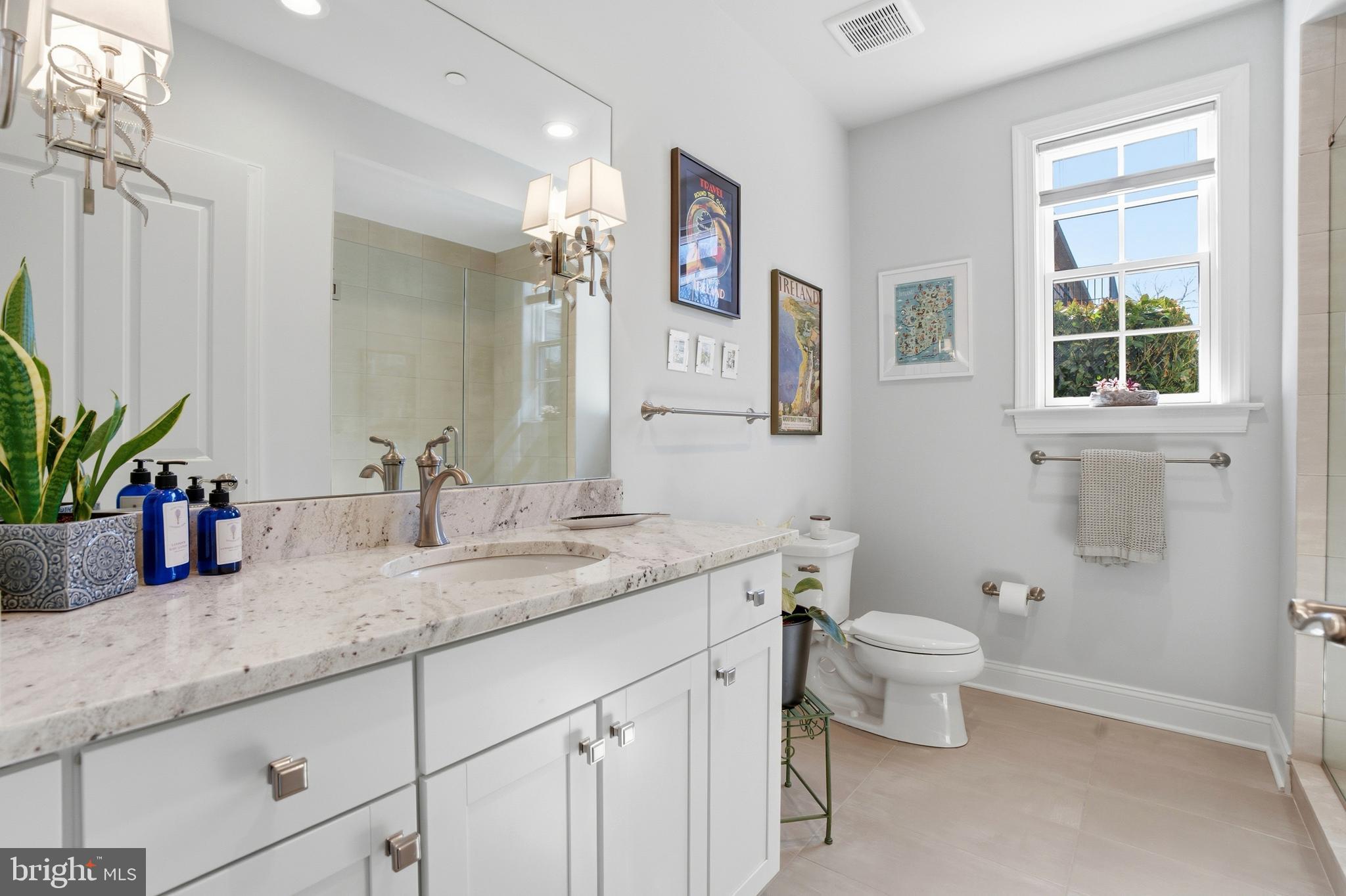 TOWNS EDGE - Residential