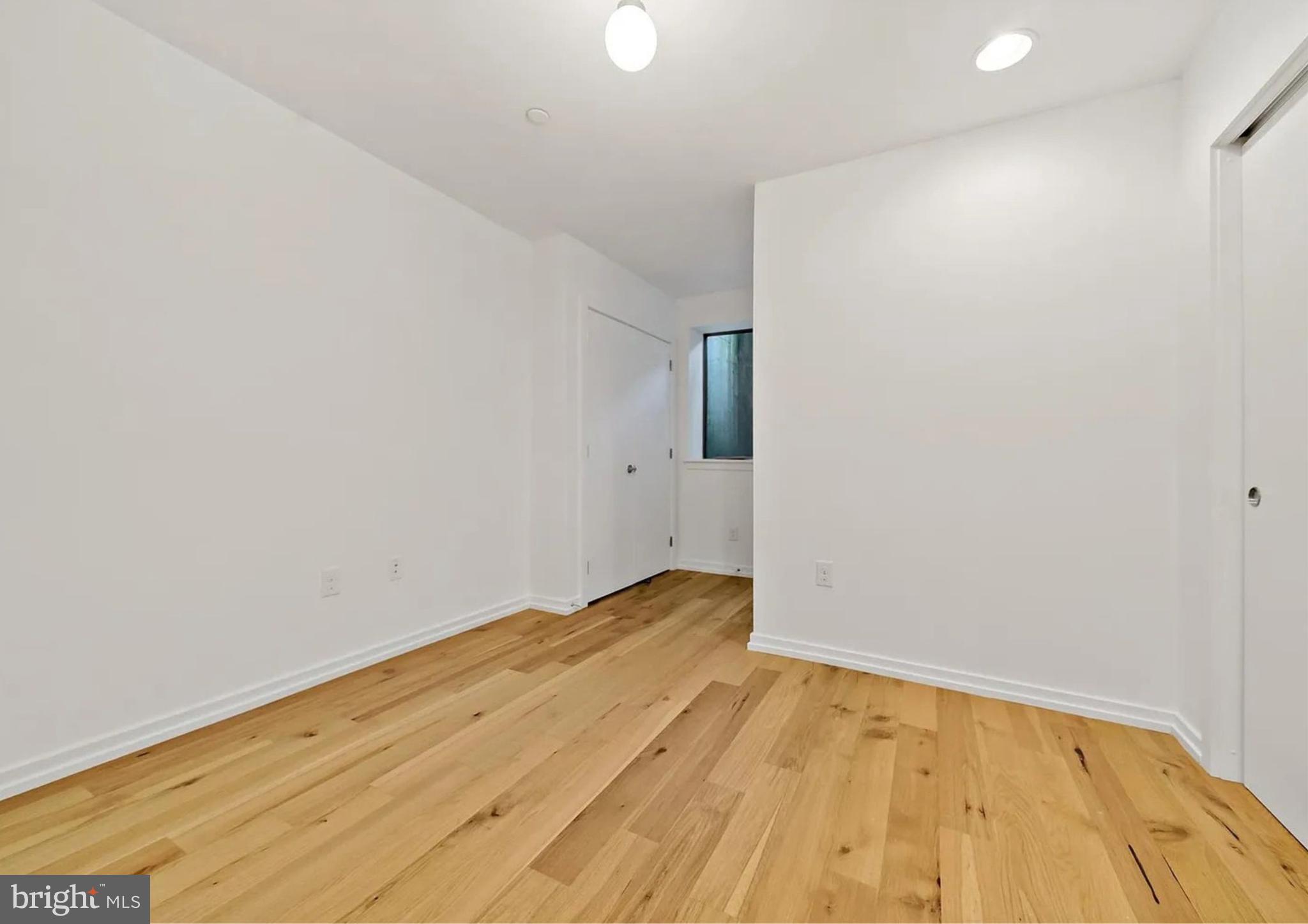 FAIRMOUNT - Residential