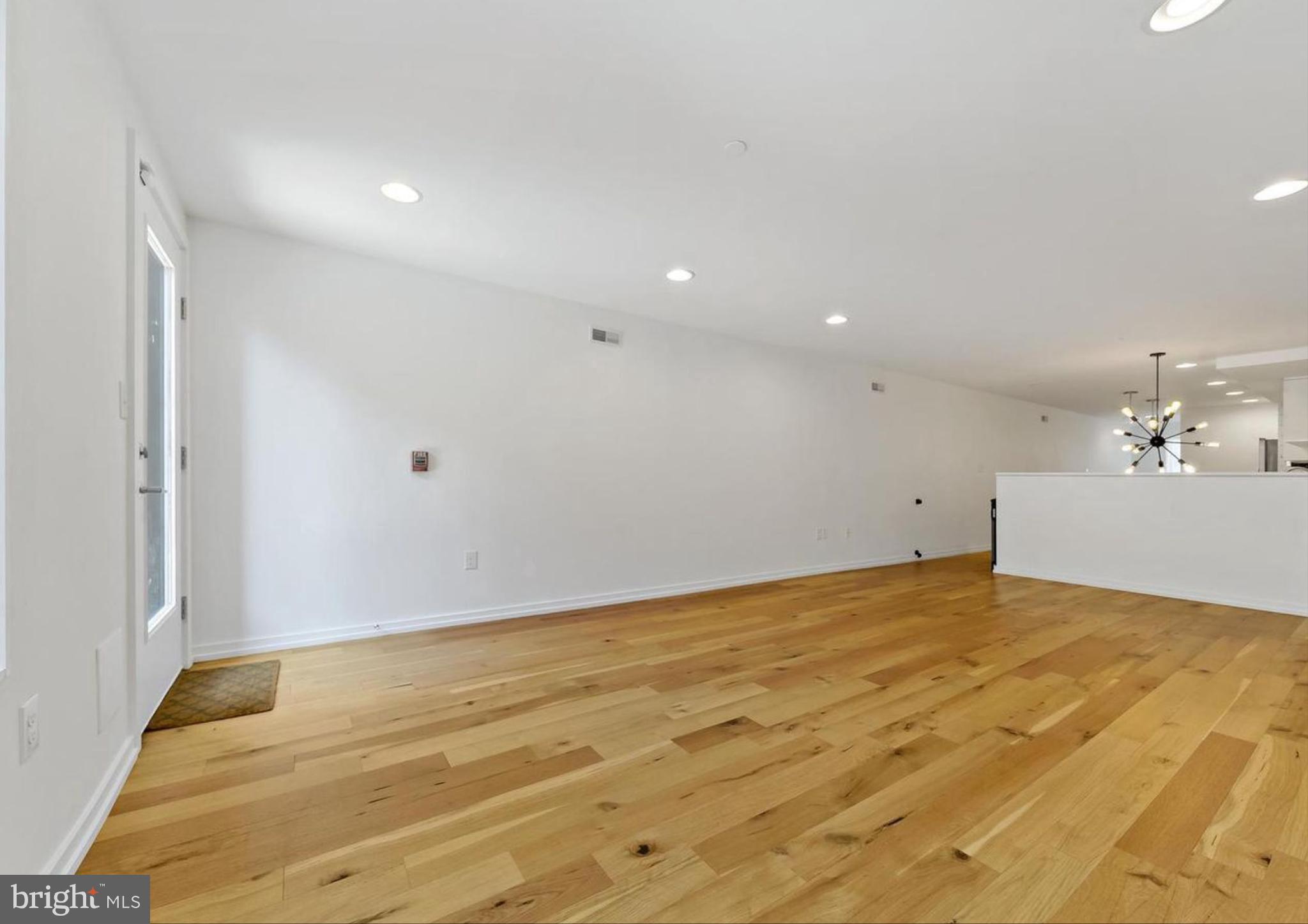 2538 W GIRARD AVENUE A