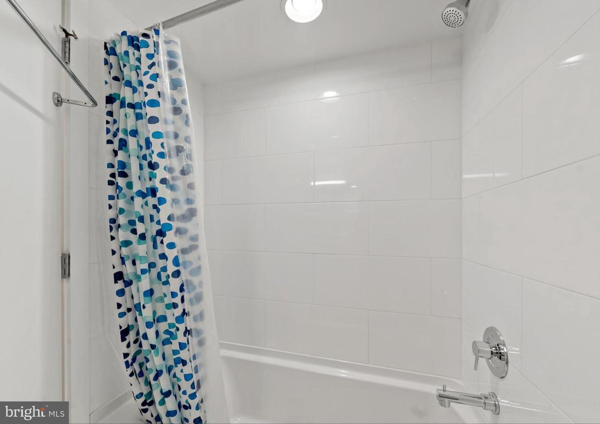 FAIRMOUNT - Residential