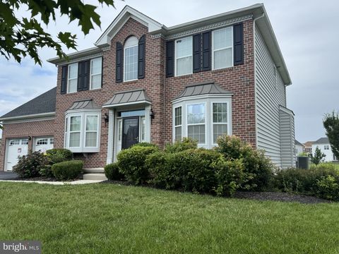 Photo of 1224 Caitlin Way, NEW CASTLE, DE 19720 (MLS # DENC2086688)