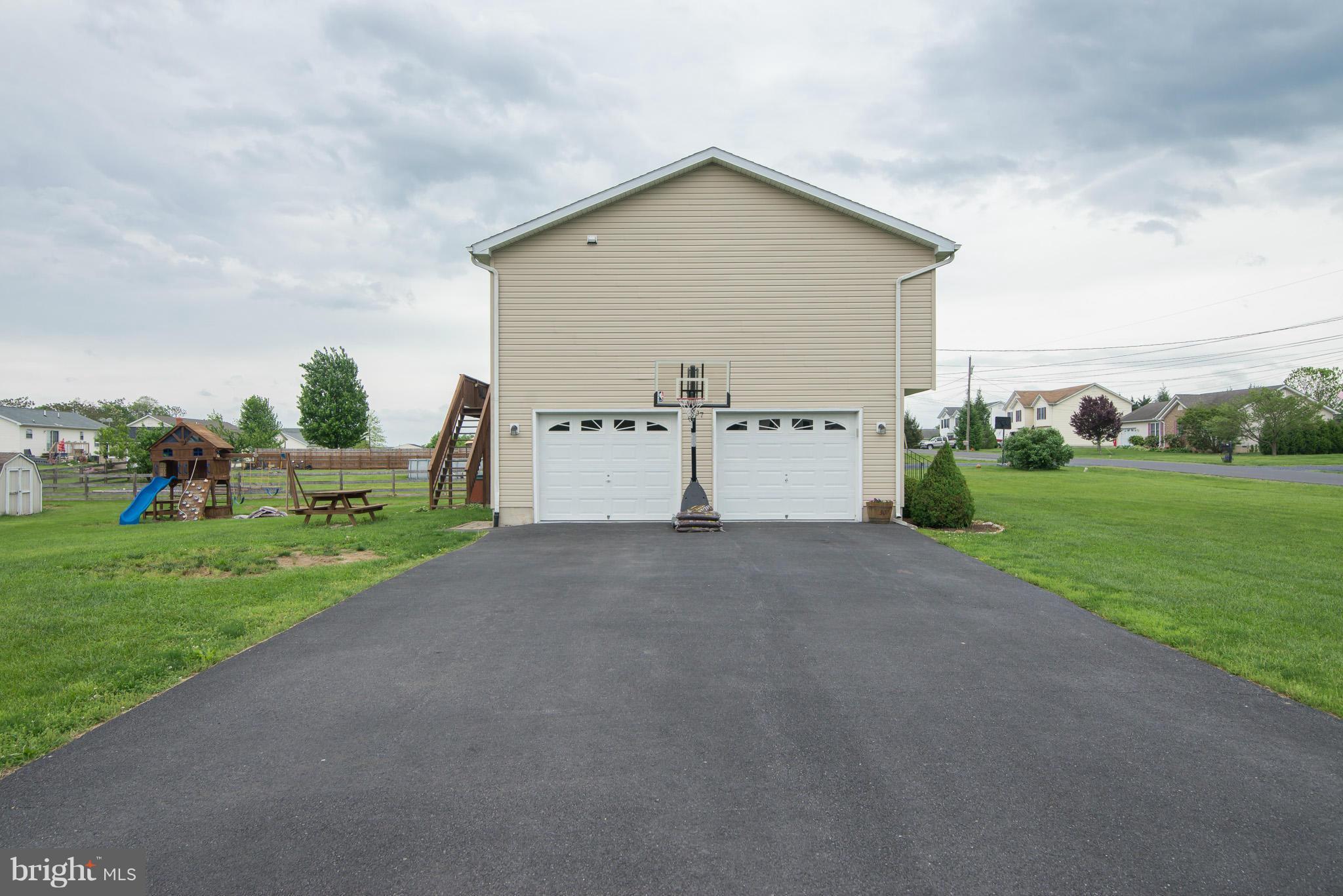 ELIZABETH STATION - Residential