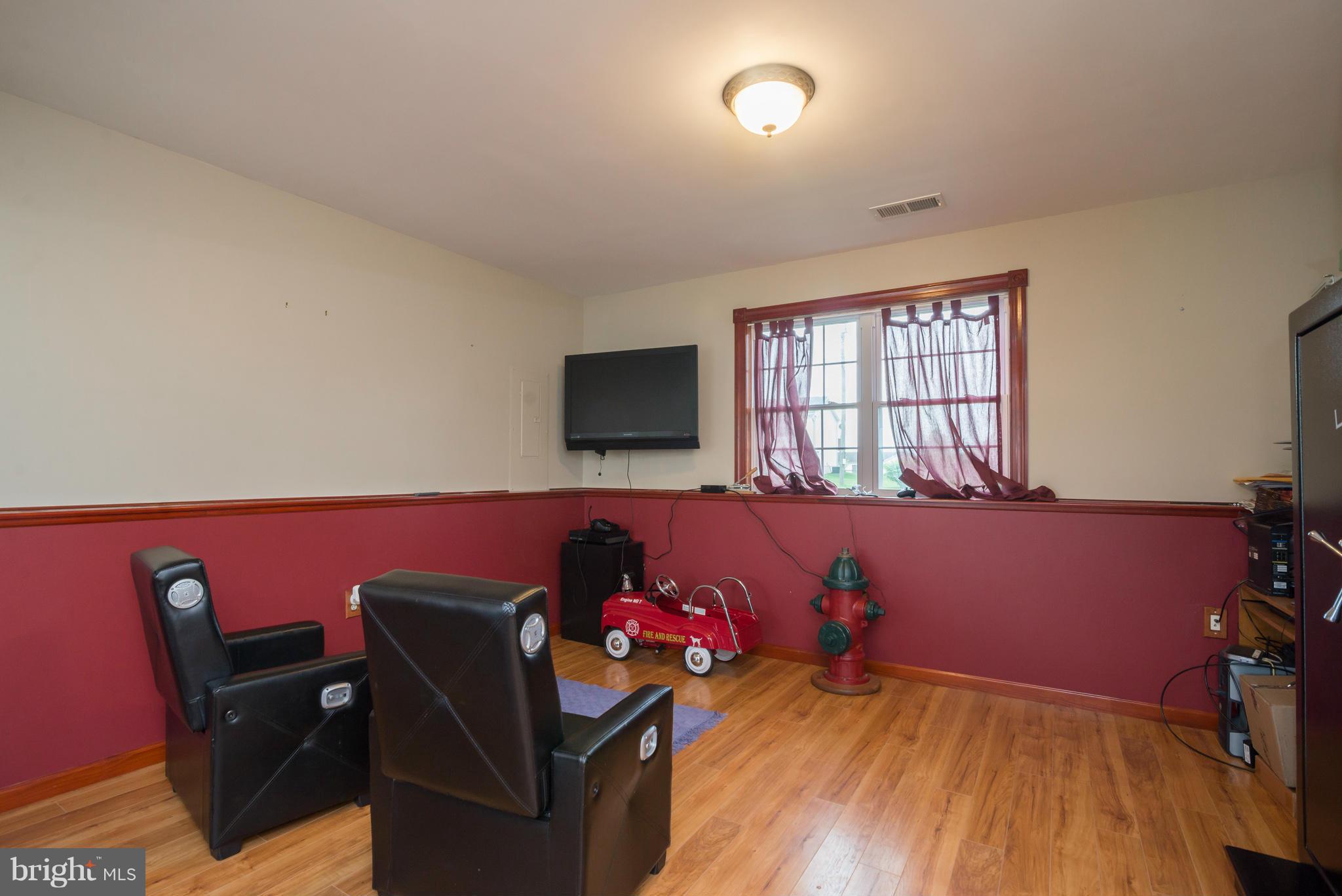 ELIZABETH STATION - Residential