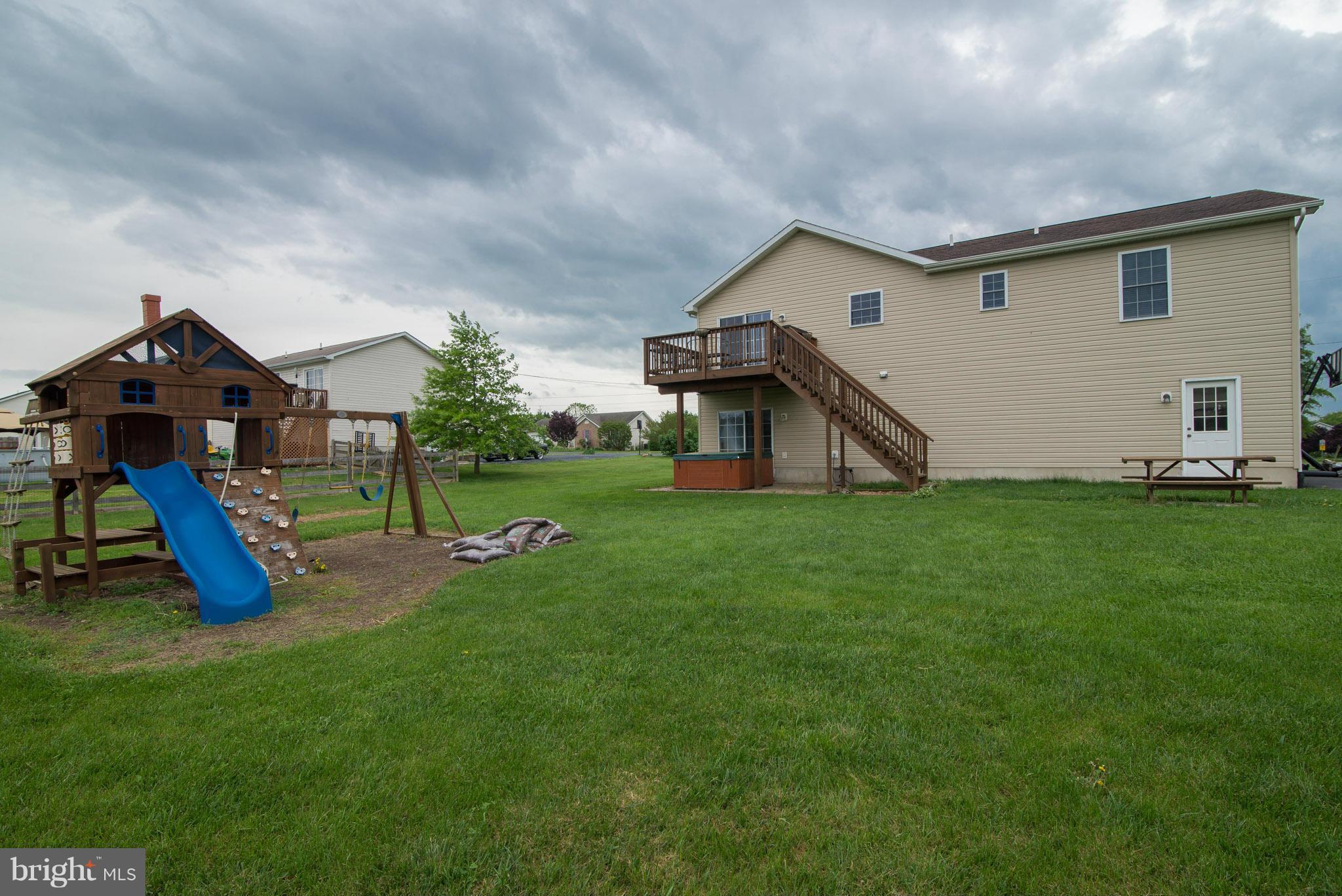 ELIZABETH STATION - Residential