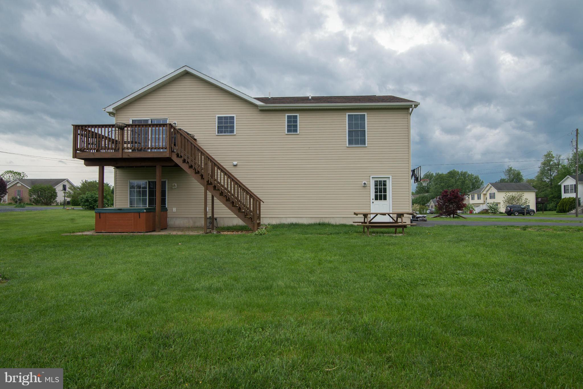 ELIZABETH STATION - Residential