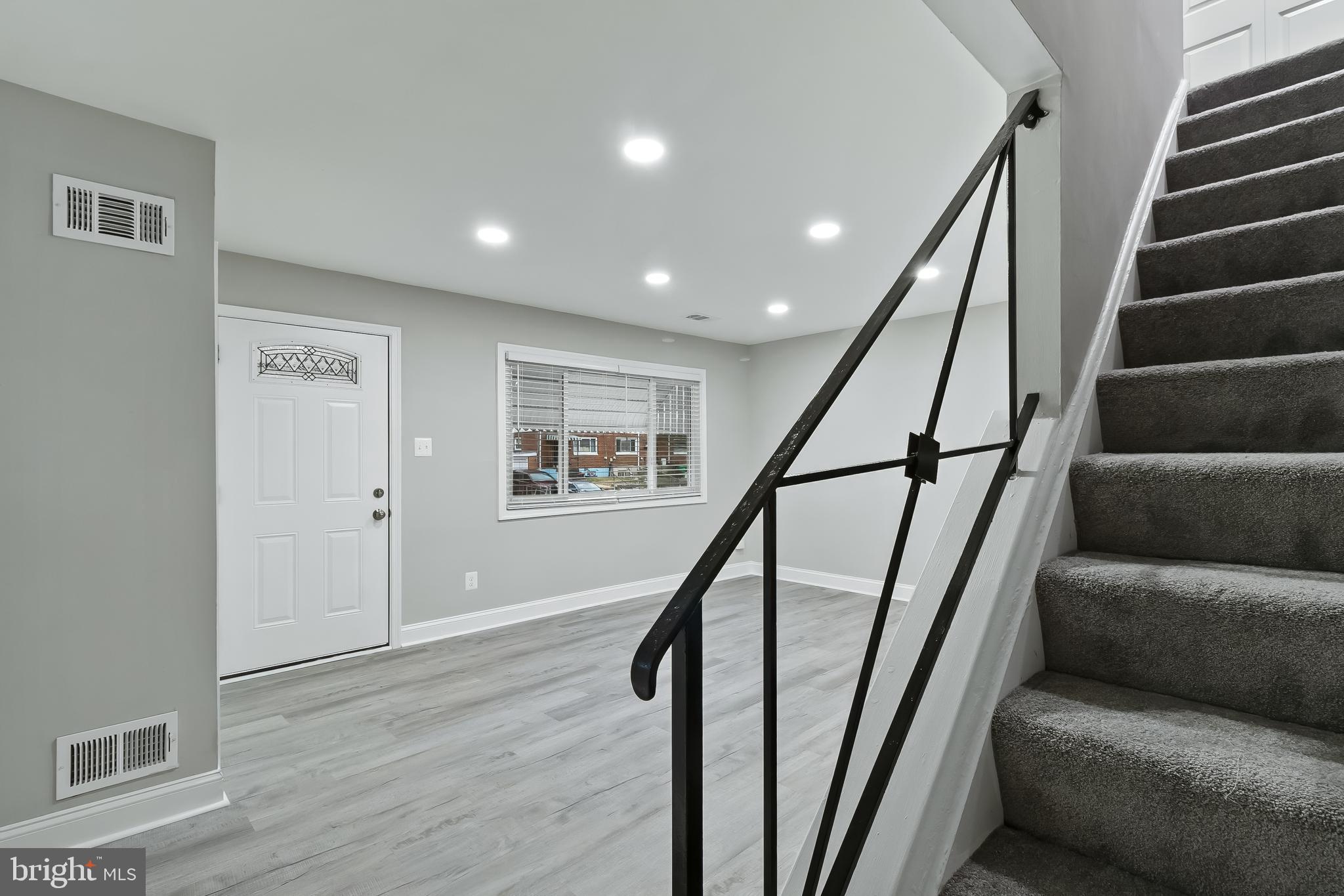 KENT VILLAGE - Residential