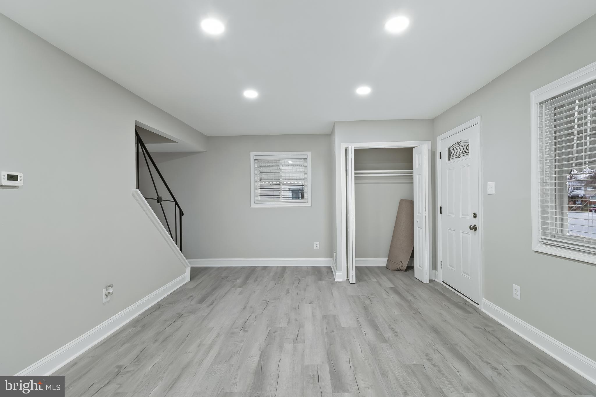 KENT VILLAGE - Residential