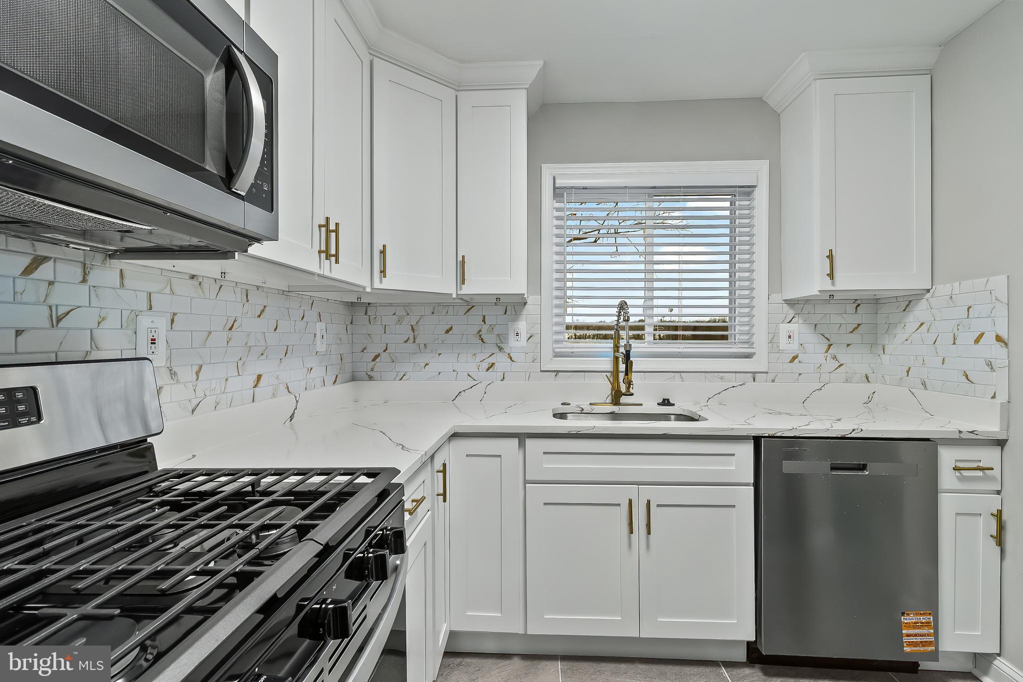 KENT VILLAGE - Residential