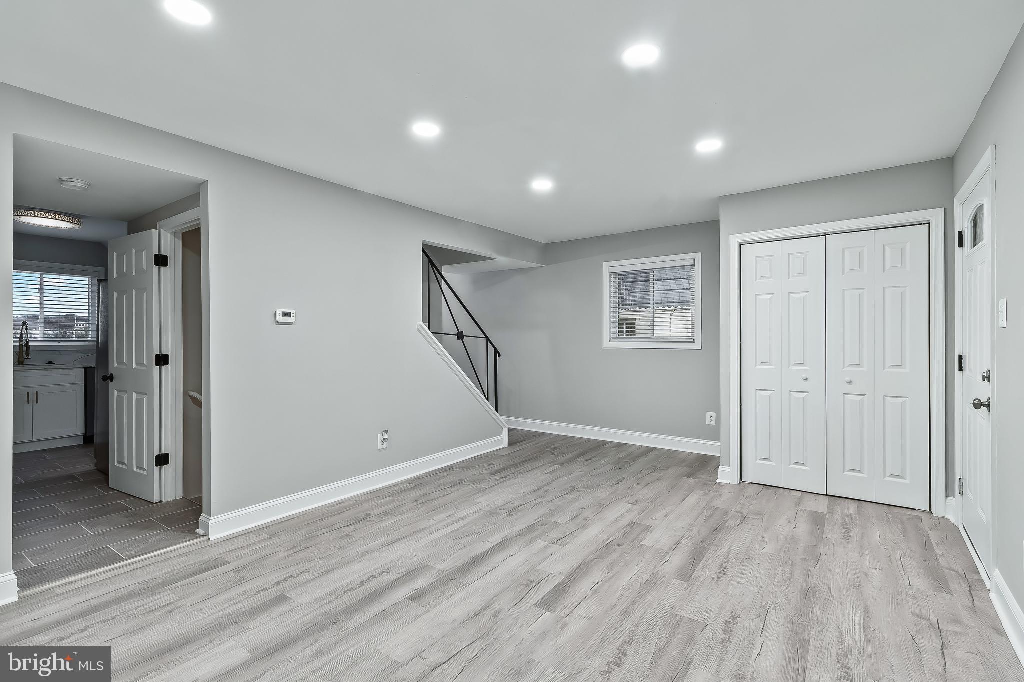 KENT VILLAGE - Residential