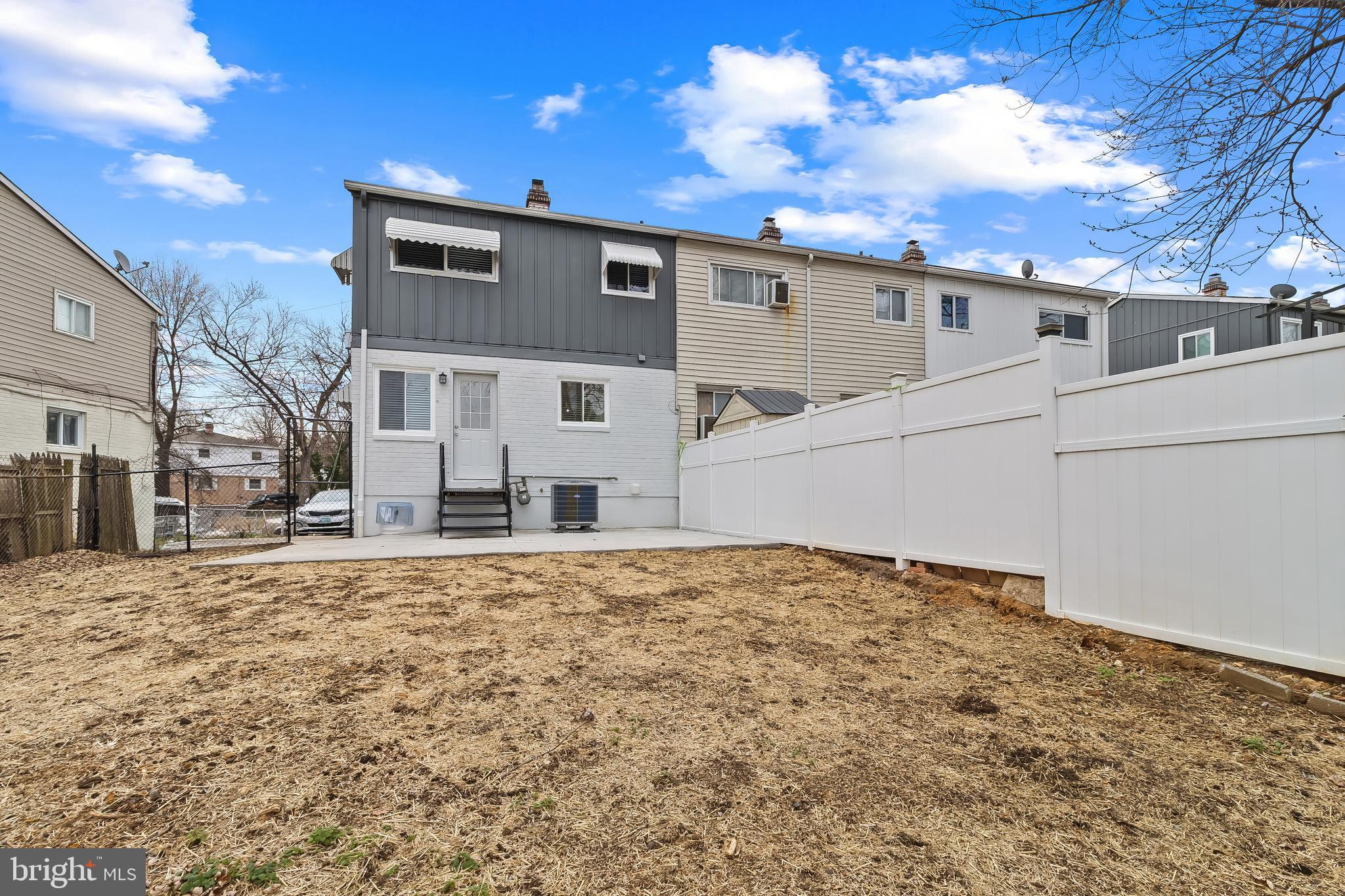 KENT VILLAGE - Residential