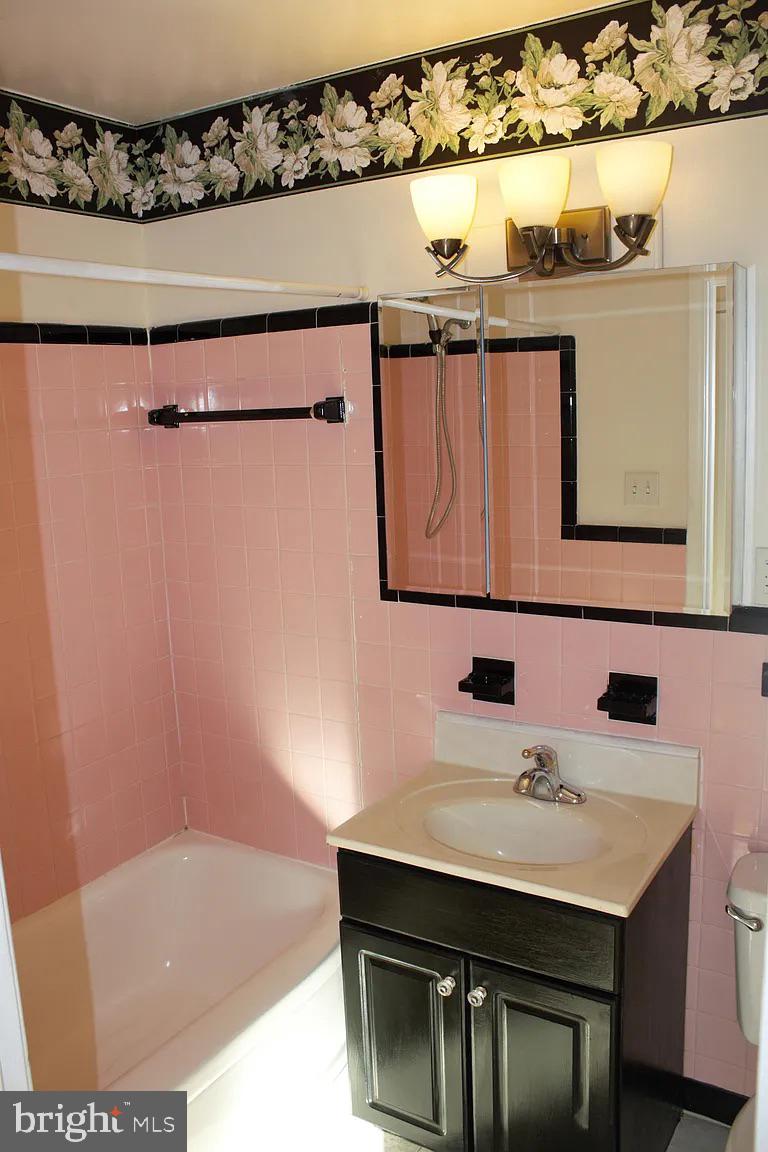 CAMP HILL BOROUGH - Residential