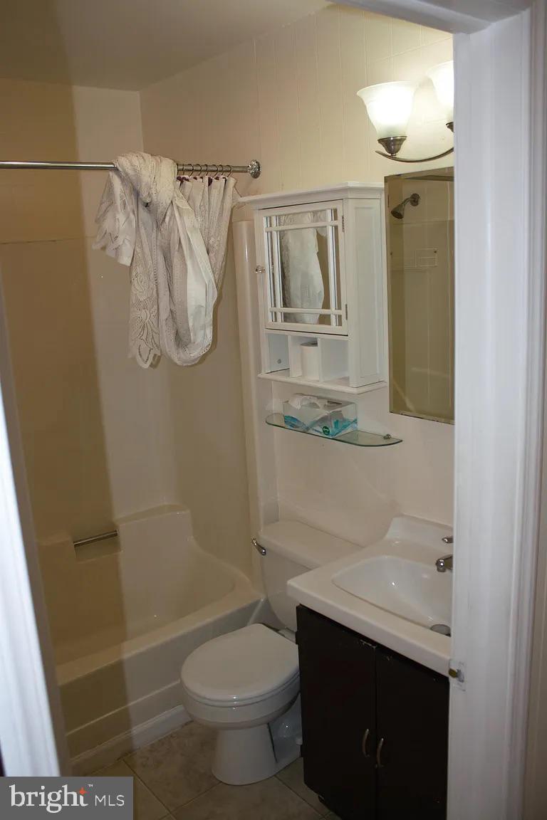 CAMP HILL BOROUGH - Residential