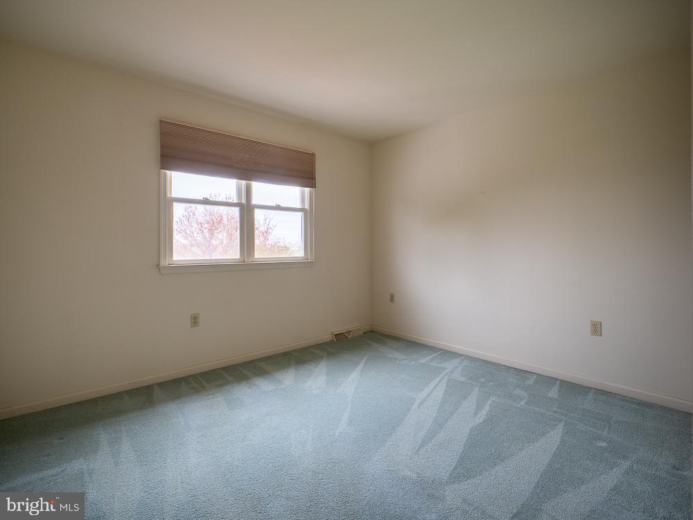 NORTHRIDGE - Residential