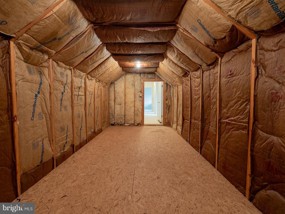 NORTHRIDGE - Residential