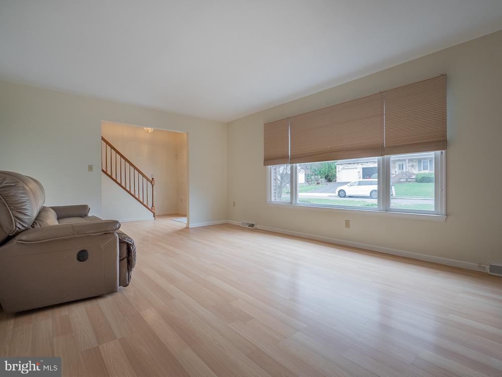 NORTHRIDGE - Residential