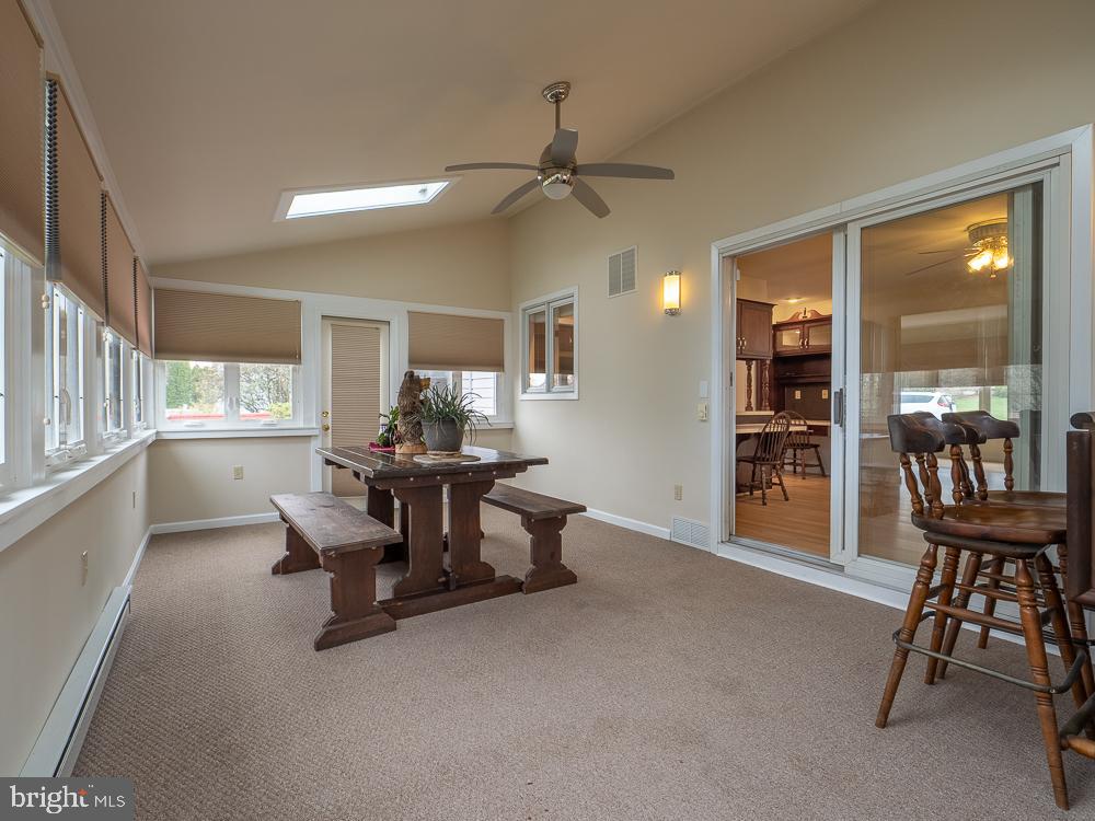 NORTHRIDGE - Residential