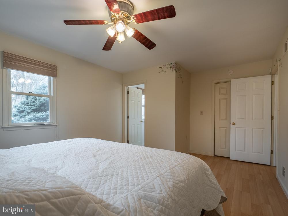 NORTHRIDGE - Residential