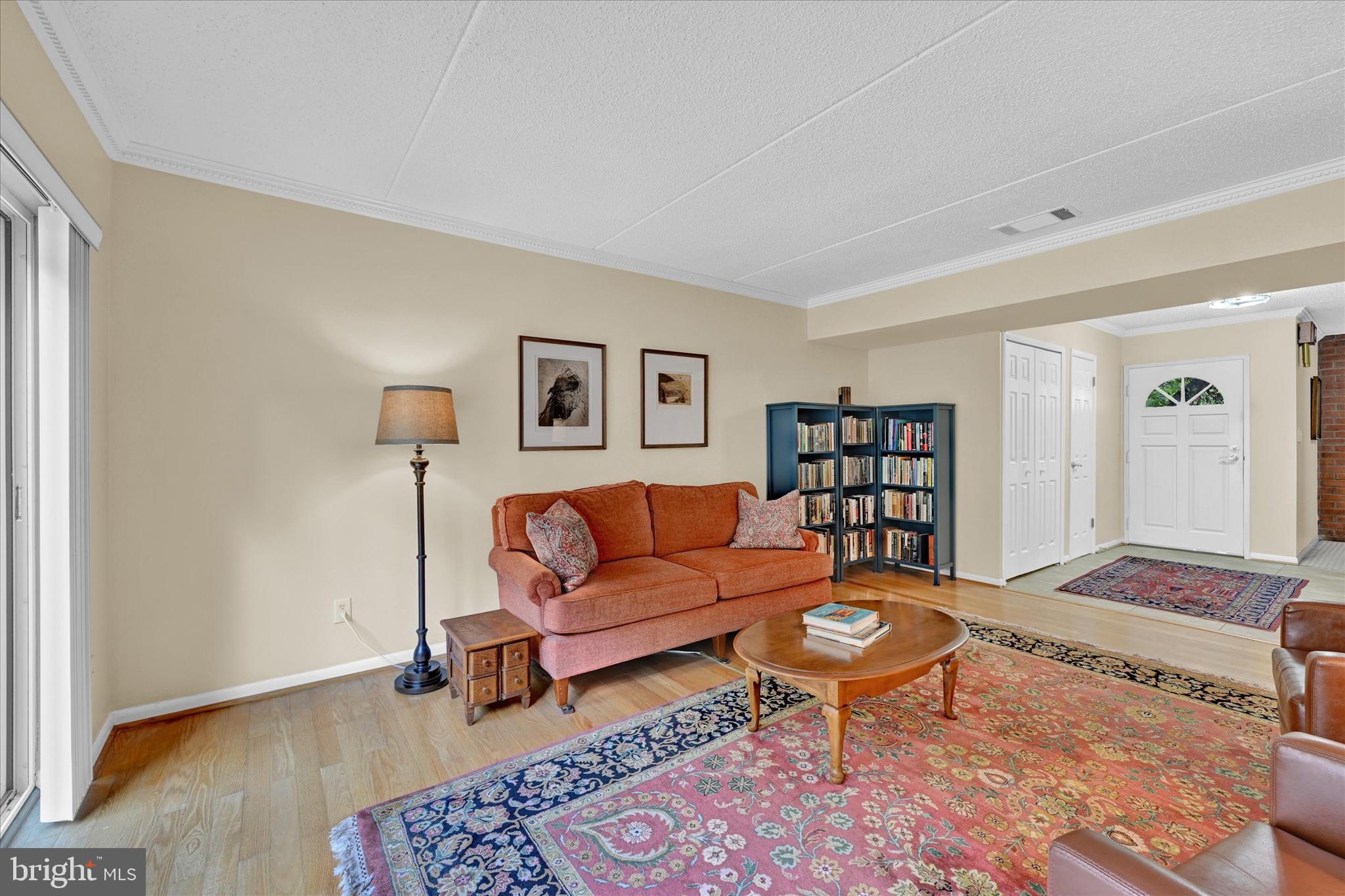 DEERFOX - Residential