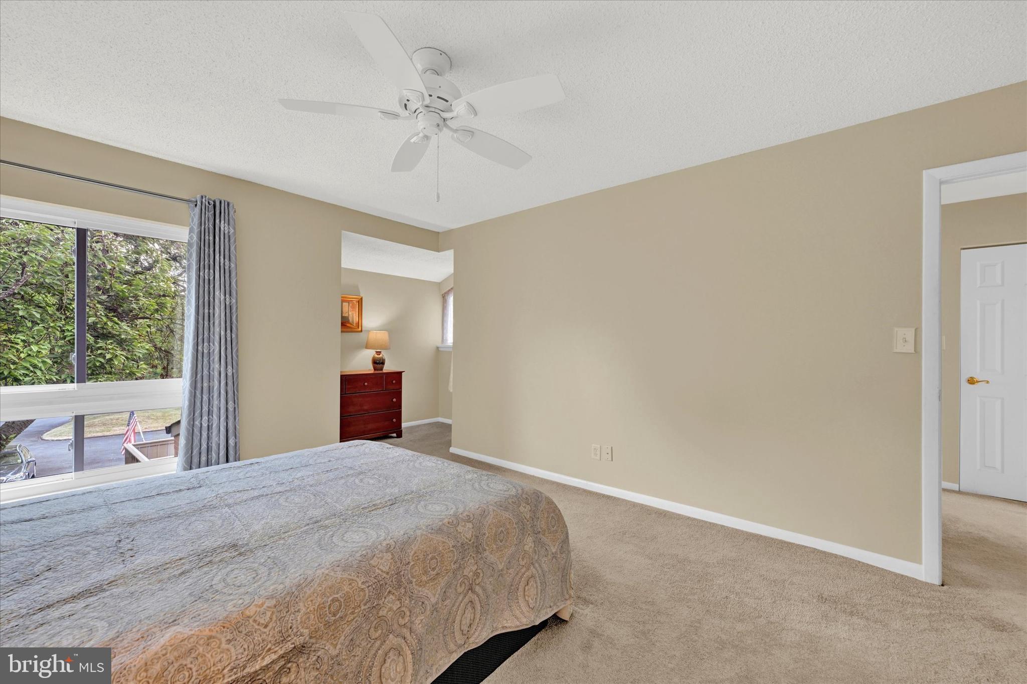 DEERFOX - Residential