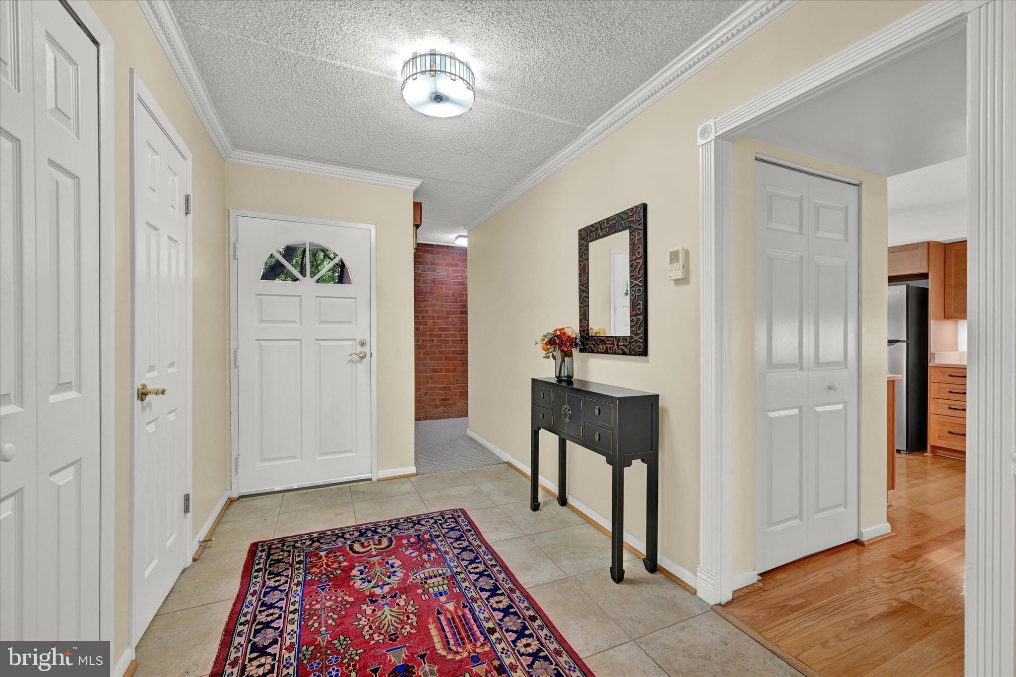 DEERFOX - Residential