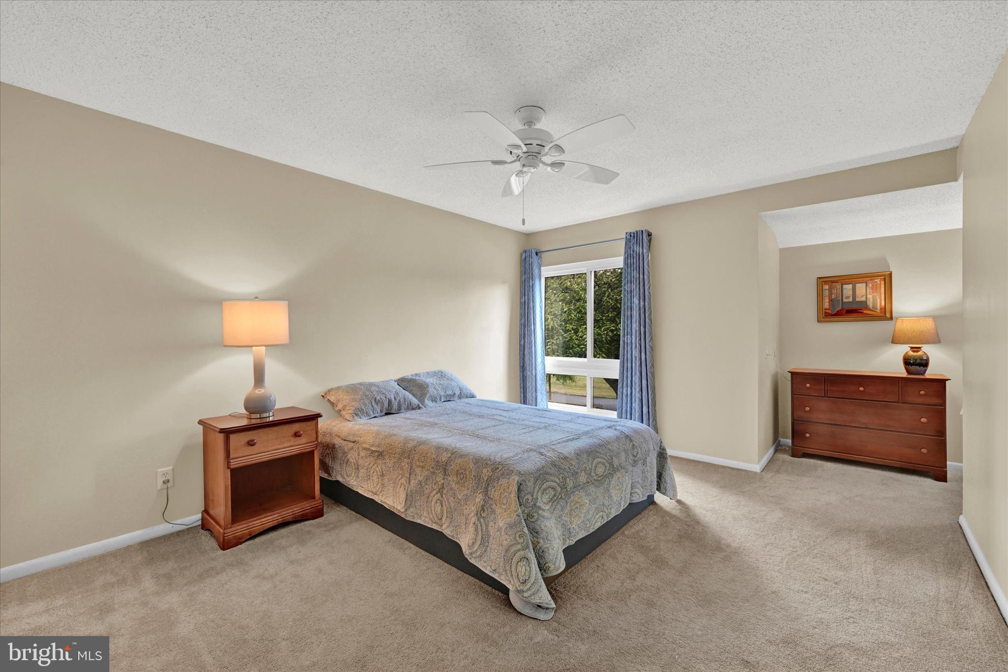 DEERFOX - Residential